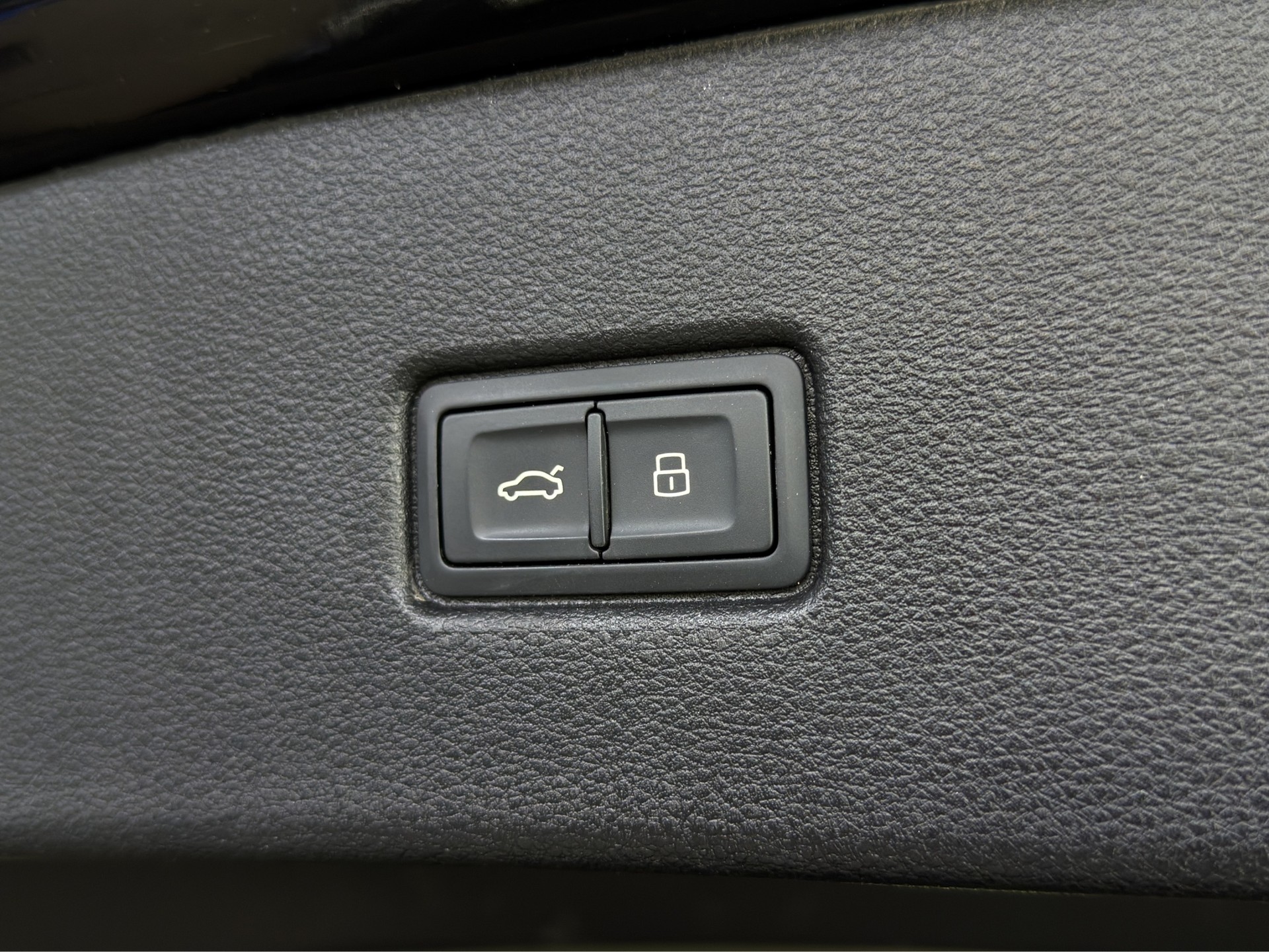 AUDI Q5 Sportback 50 TDI S line BLACK quattro tiptronic-image-34