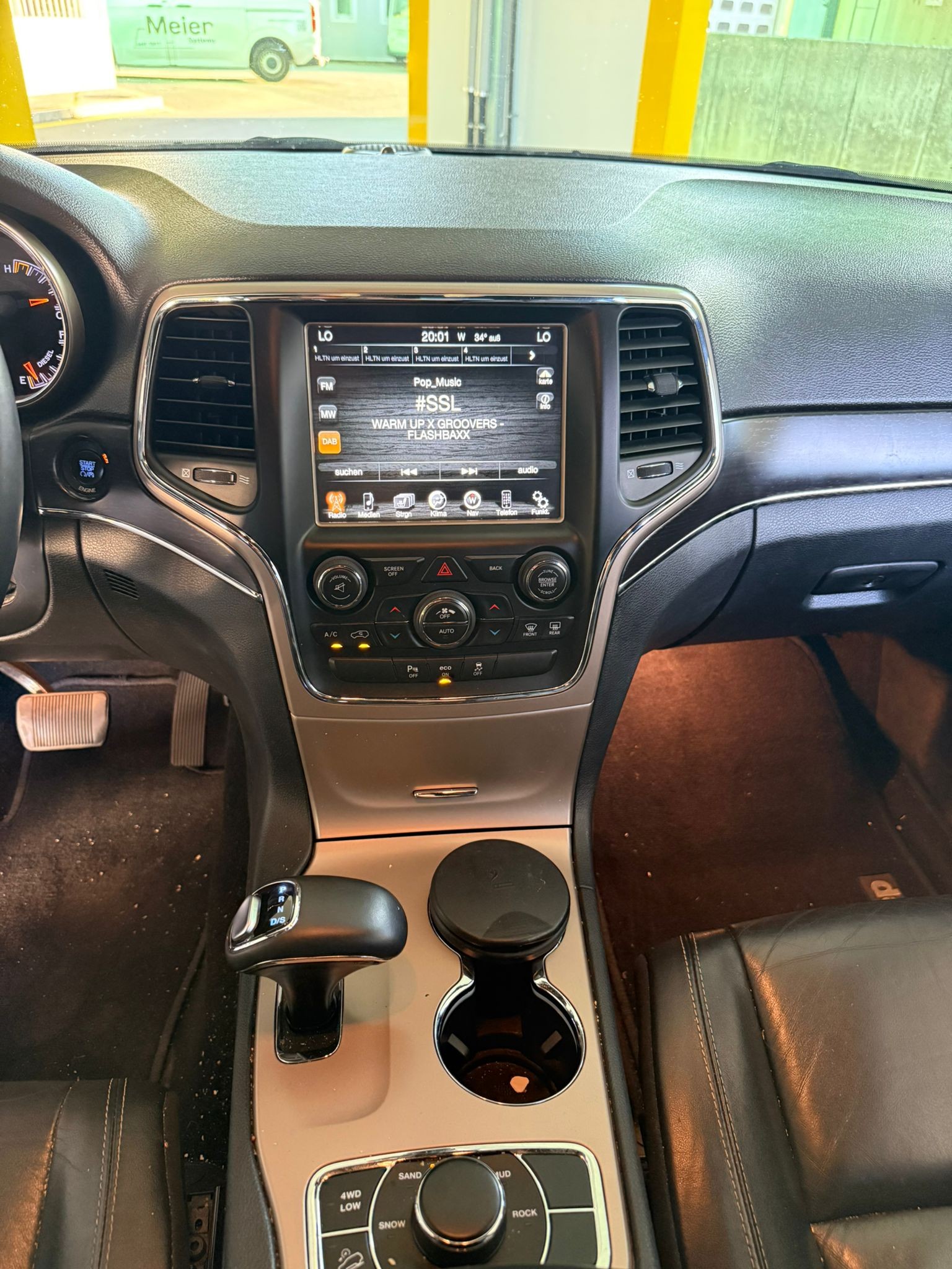 JEEP Grand Cherokee 3.0 CRD limited Automatic-image-9