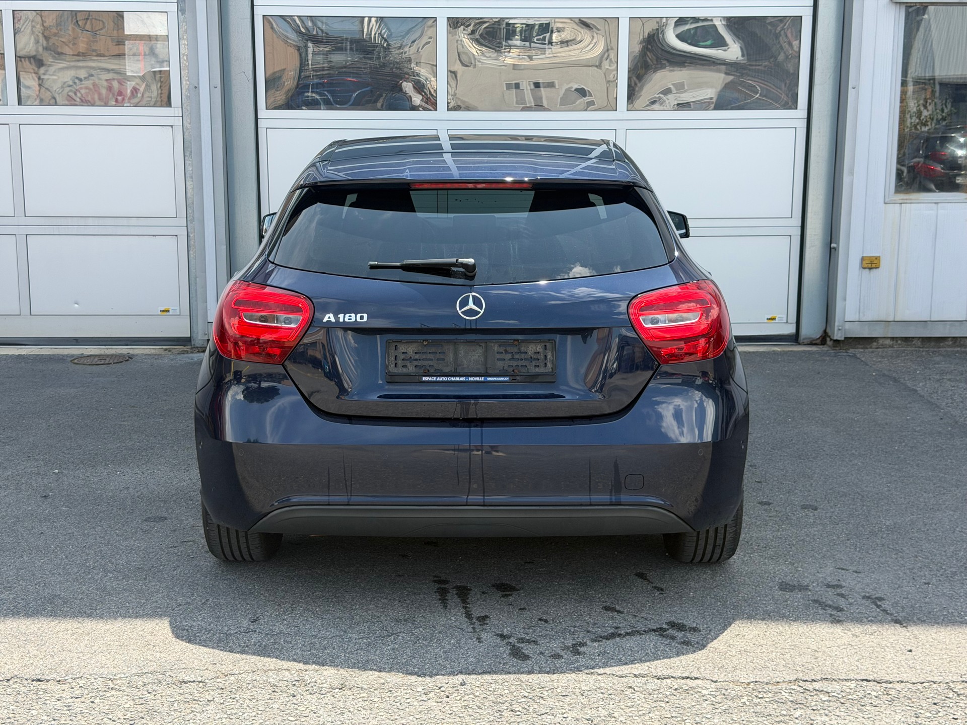 MERCEDES-BENZ A 180 Style 7G-DCT-image-3