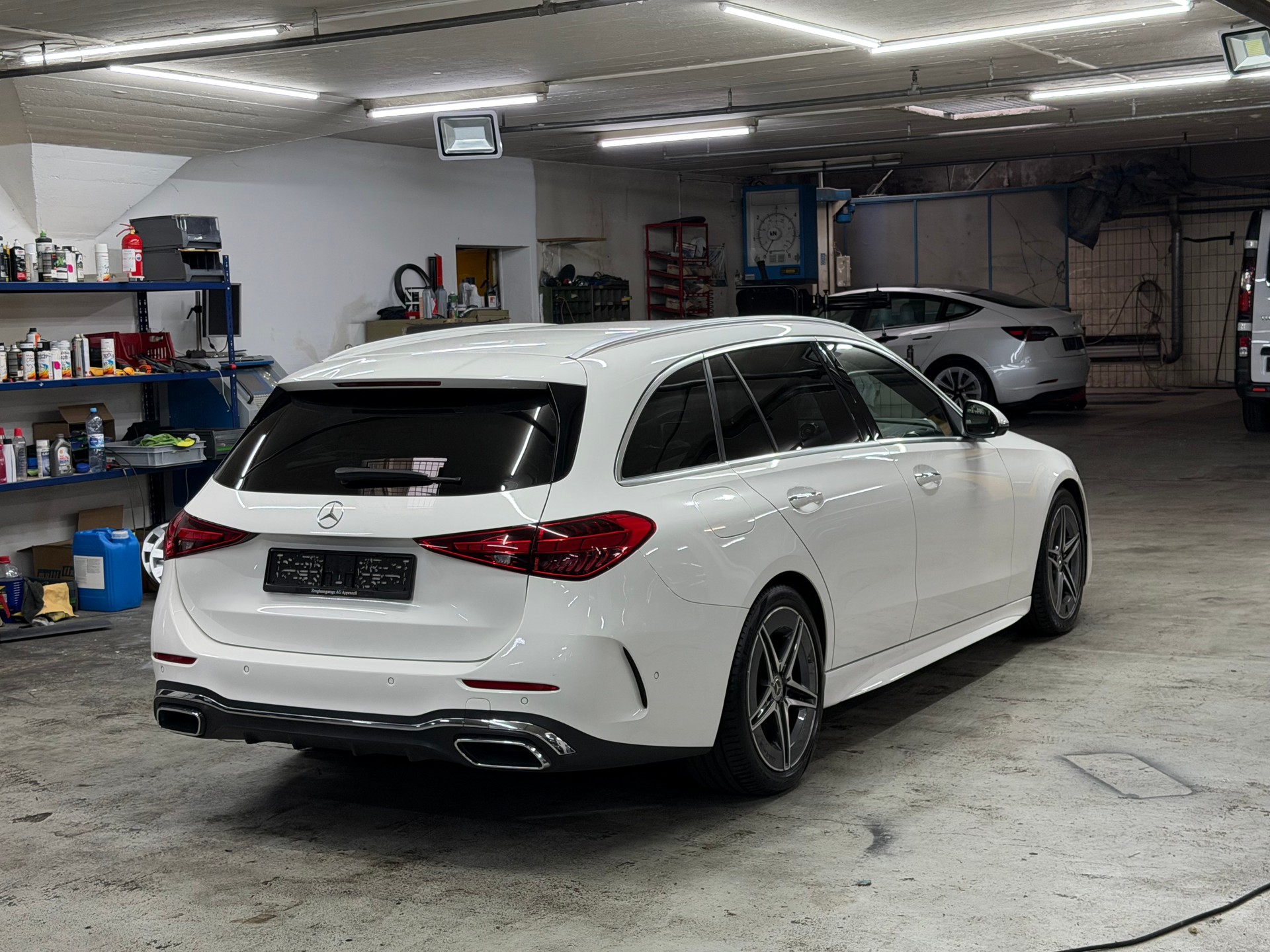 MERCEDES-BENZ C 220 d T 4Matic AMG Line-image-2