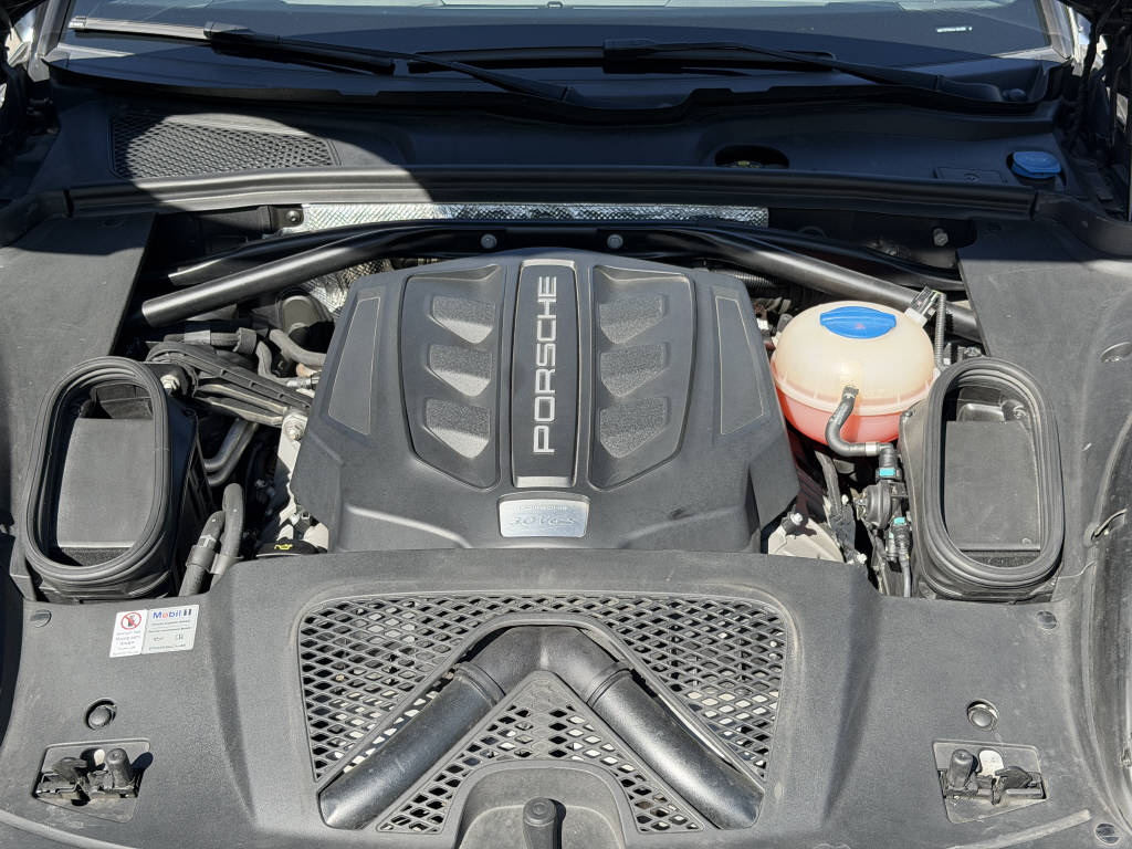PORSCHE Macan 3.0 V6 S-image-14