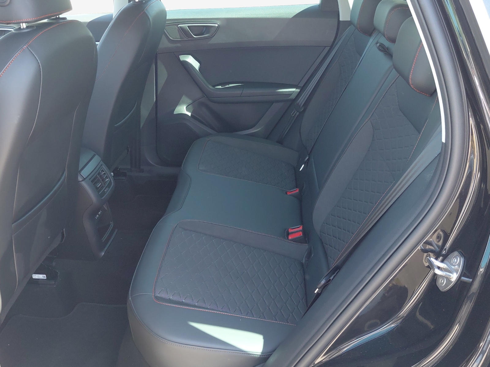 SEAT Ateca 1.5 TSI EVO DSG FR-image-11