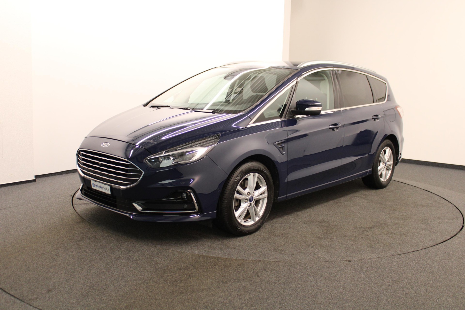 FORD S-Max 2.0 TDCi 150 Titanium *LEASING 1.99%*-image-0