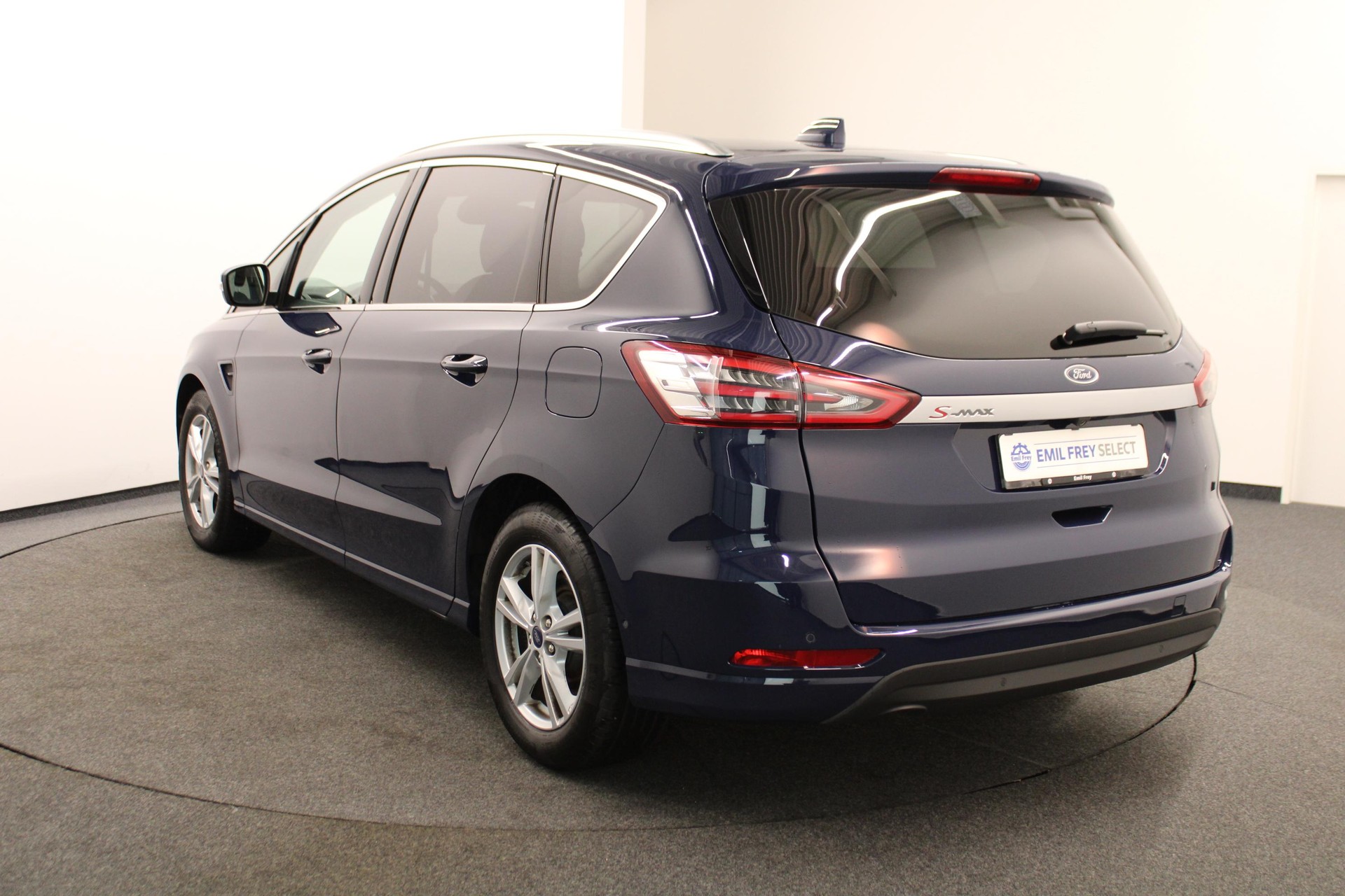 FORD S-Max 2.0 TDCi 150 Titanium *LEASING 1.99%*-image-6