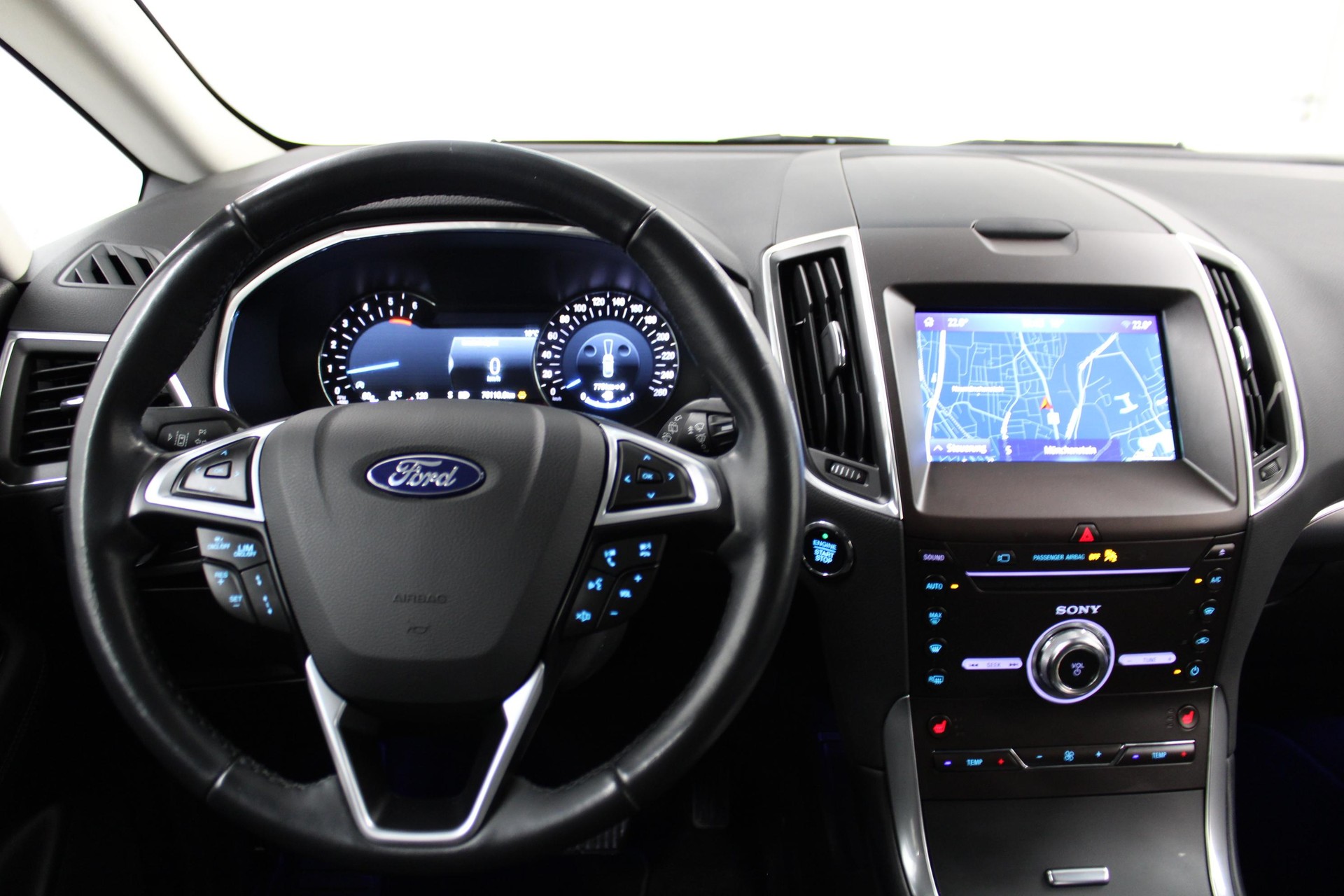 FORD S-Max 2.0 TDCi 150 Titanium *LEASING 1.99%*-image-4
