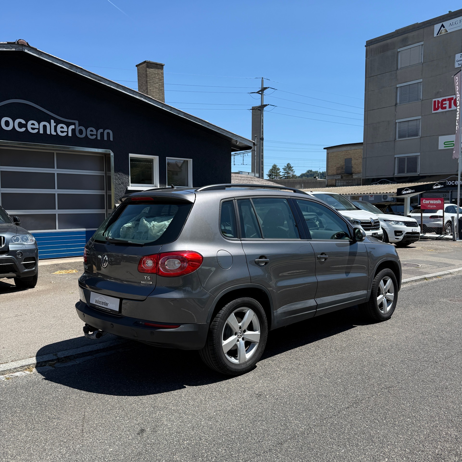 VW Tiguan 1.4 TSI BlueMotion Value 4x2-image-6