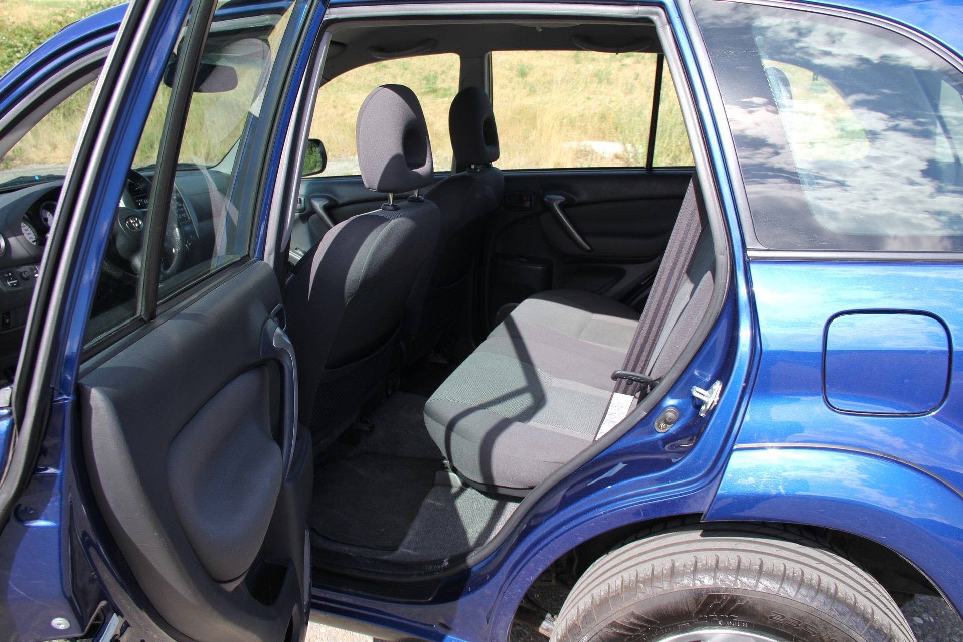 TOYOTA RAV-4 2.0 16V Linea Terra-image-8