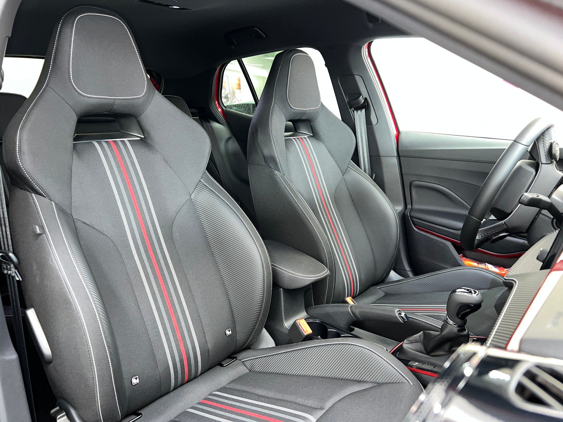 SKODA Fabia 1.5 TSI Monte Carlo DSG / 5 Jahre Garantie-image-7
