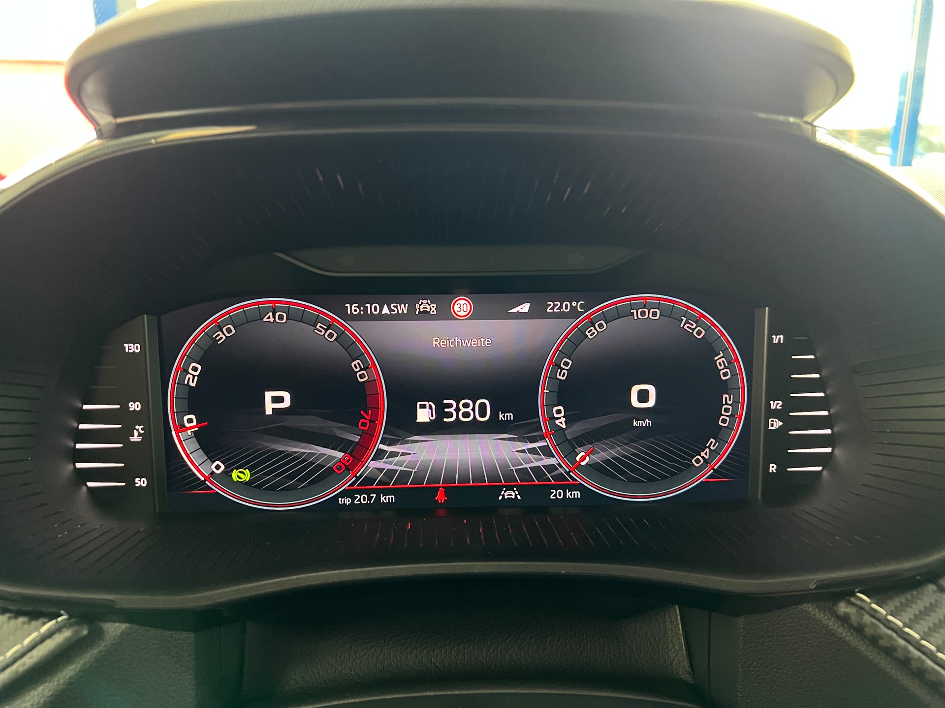 SKODA Fabia 1.5 TSI Monte Carlo DSG / 5 Jahre Garantie-image-15