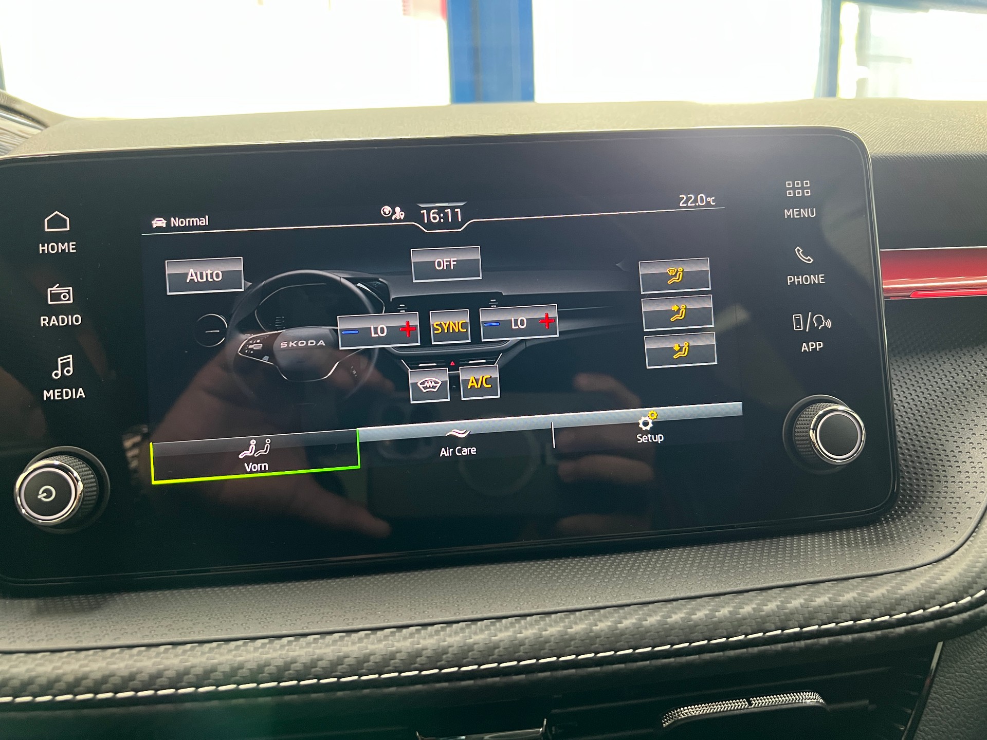 SKODA Fabia 1.5 TSI Monte Carlo DSG / 5 Jahre Garantie-image-19