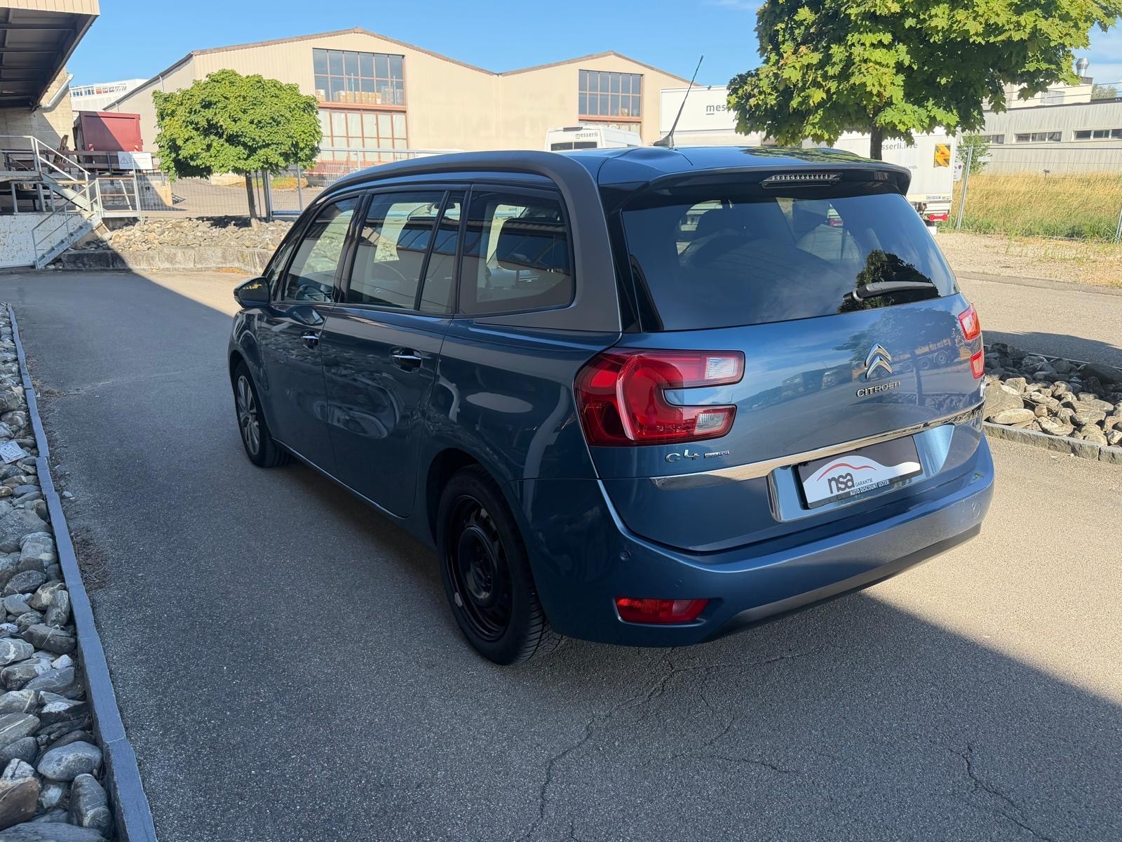 CITROEN Grand C4 Picasso 2.0 BlueHDi Exclusive Automatic-image-3