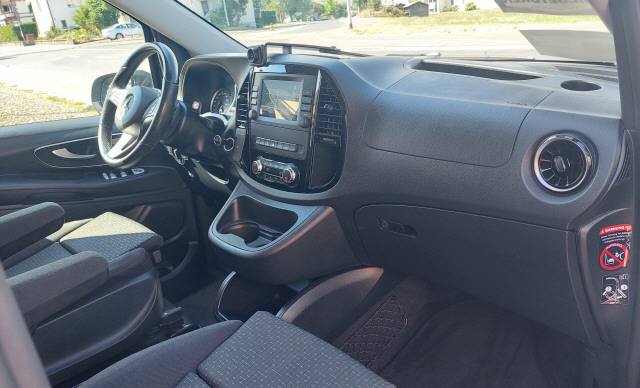 MERCEDES-BENZ Vito 124 CDI Lang Select Tourer 4x4-image-6