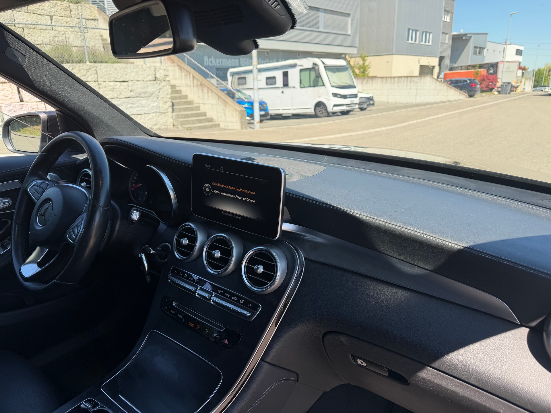 MERCEDES-BENZ GLC 250 4Matic 9G-Tronic-image-7