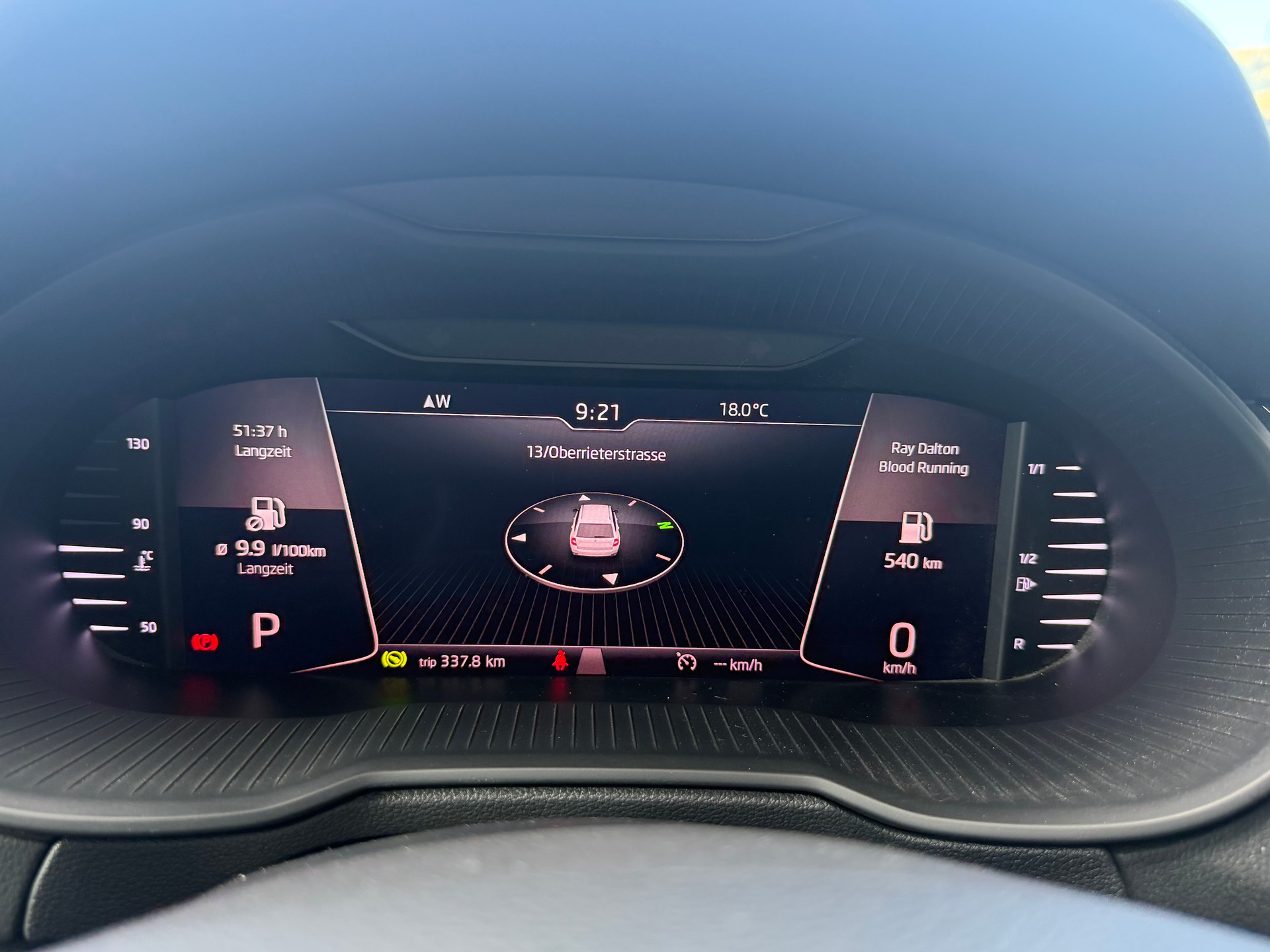 SKODA Octavia Combi 2.0 TSI Soleil 4x4 DSG-image-12