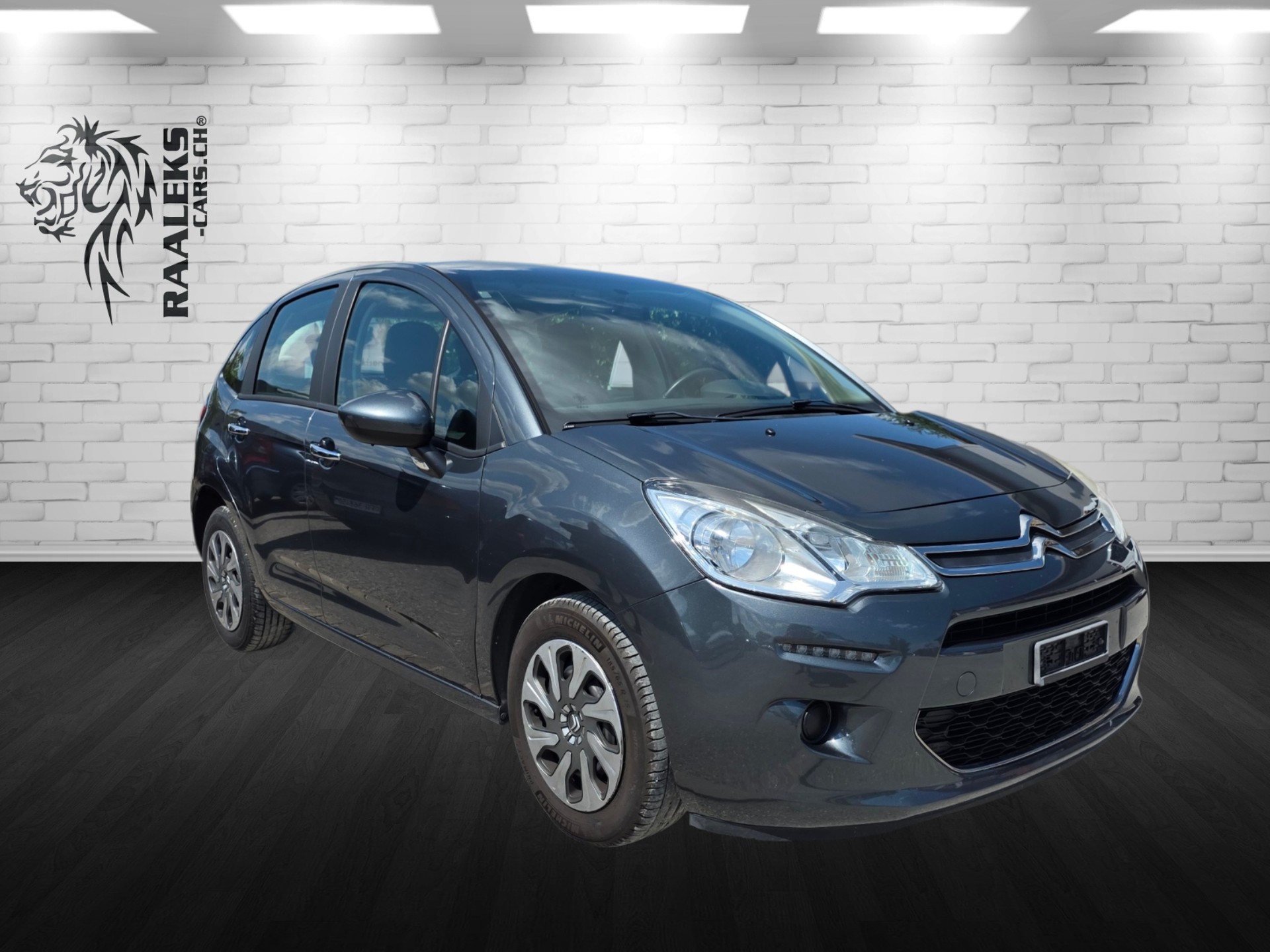 CITROEN C3 1.2i Exclusive-image-1