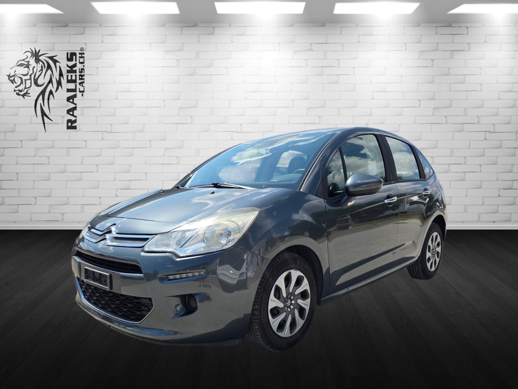 CITROEN C3 1.2i Exclusive — slika 1