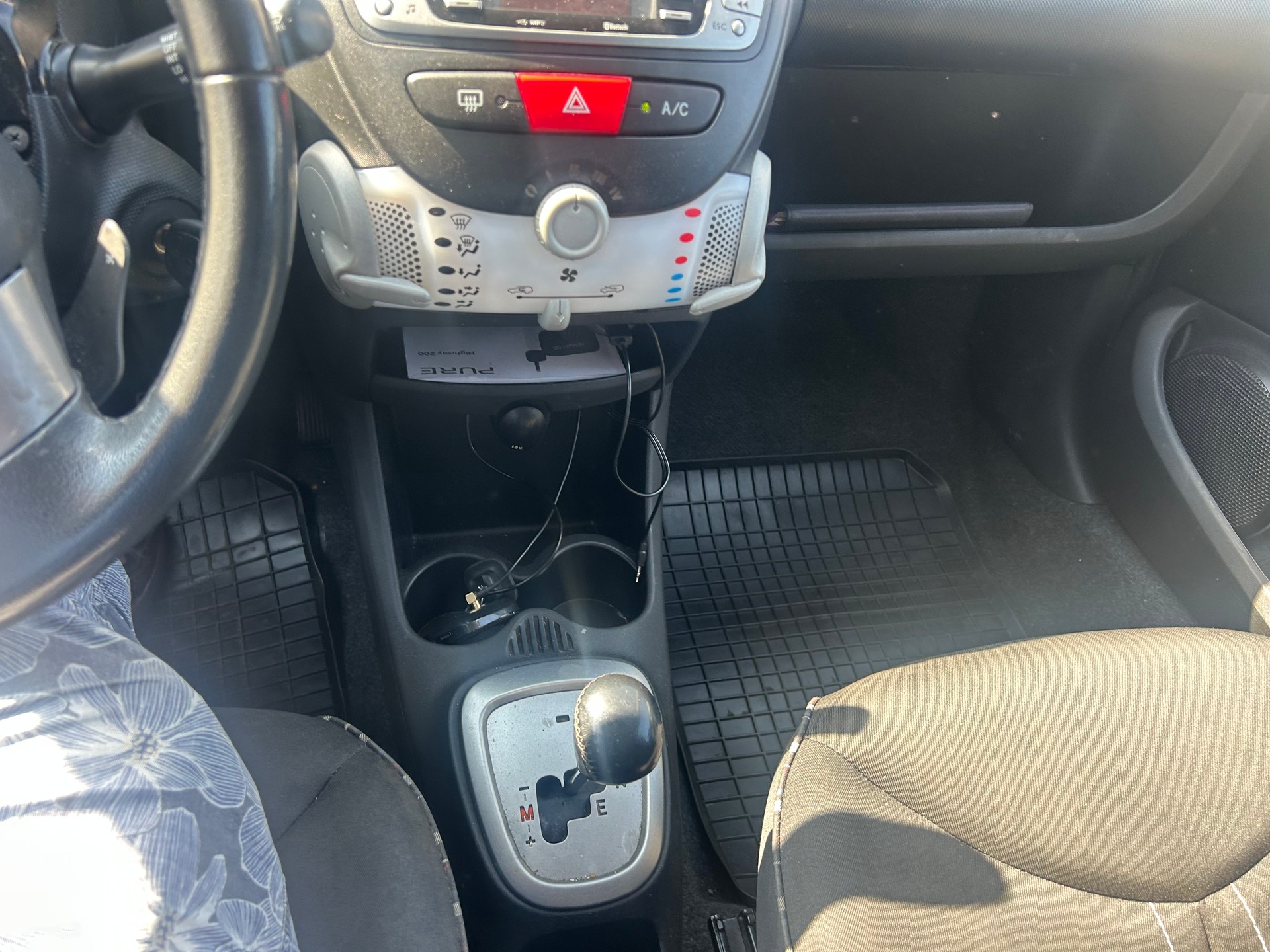 CITROEN C1 1.0i Exclusive EGS-image-10