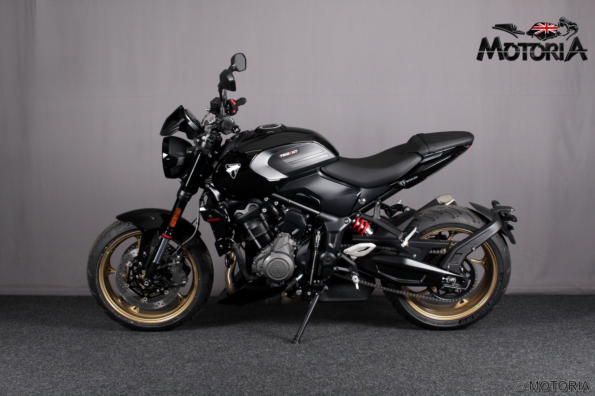 TRIUMPH Trident 800-image-5