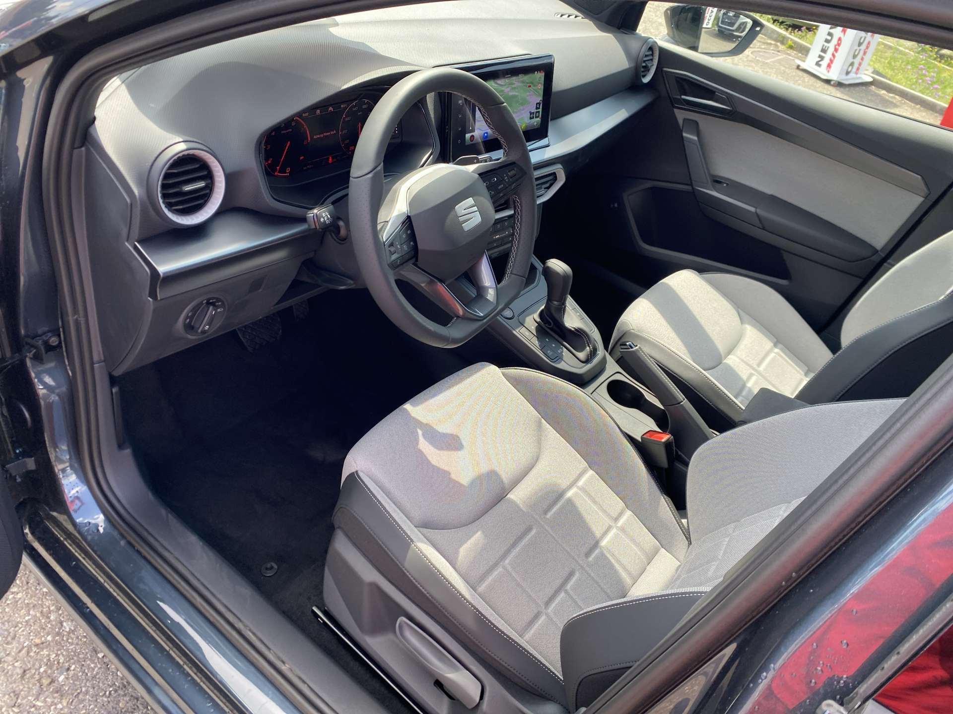SEAT Ibiza 1.5 EcoTSi FR DSG-Automat-image-5