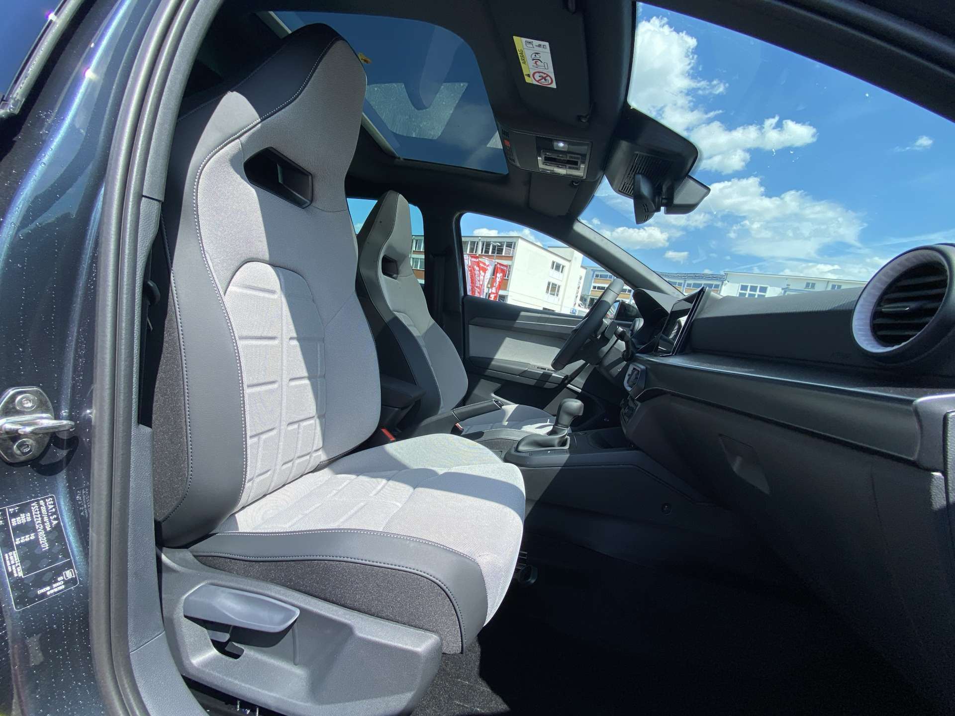 SEAT Ibiza 1.5 EcoTSi FR DSG-Automat-image-12