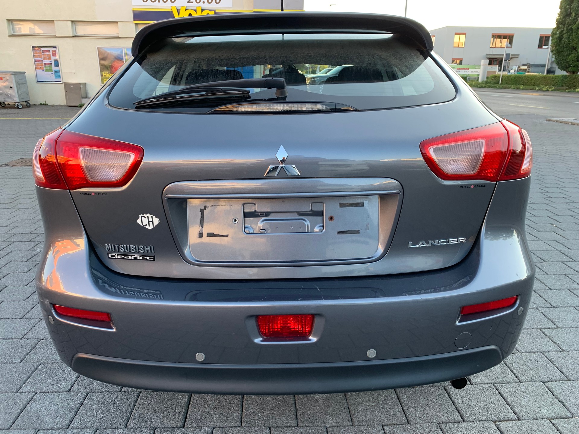 MITSUBISHI Lancer Sportback 1.6 Jubilé35-image-3