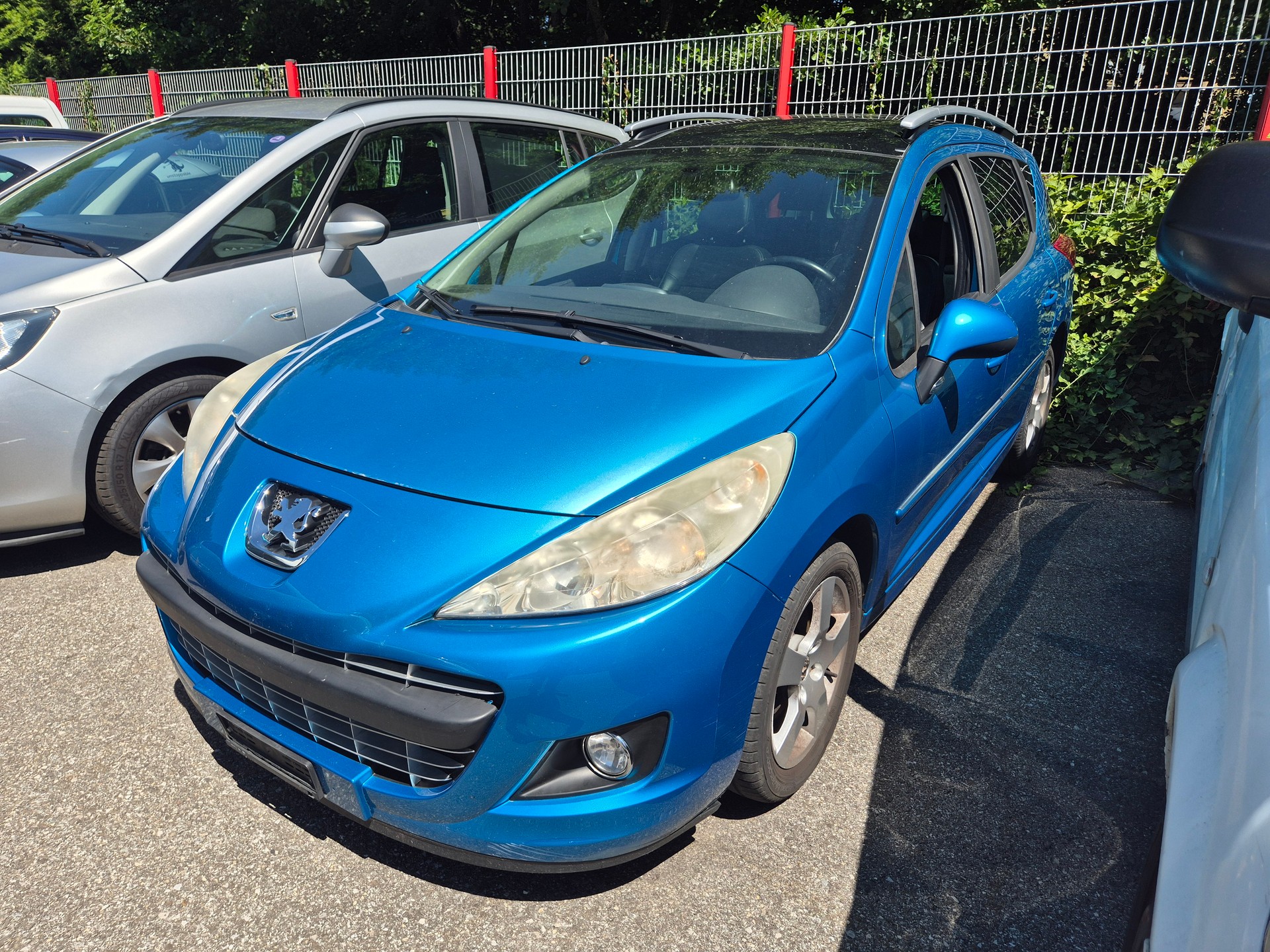 PEUGEOT 207 SW 1.6 16V Allure Automatic-image-0