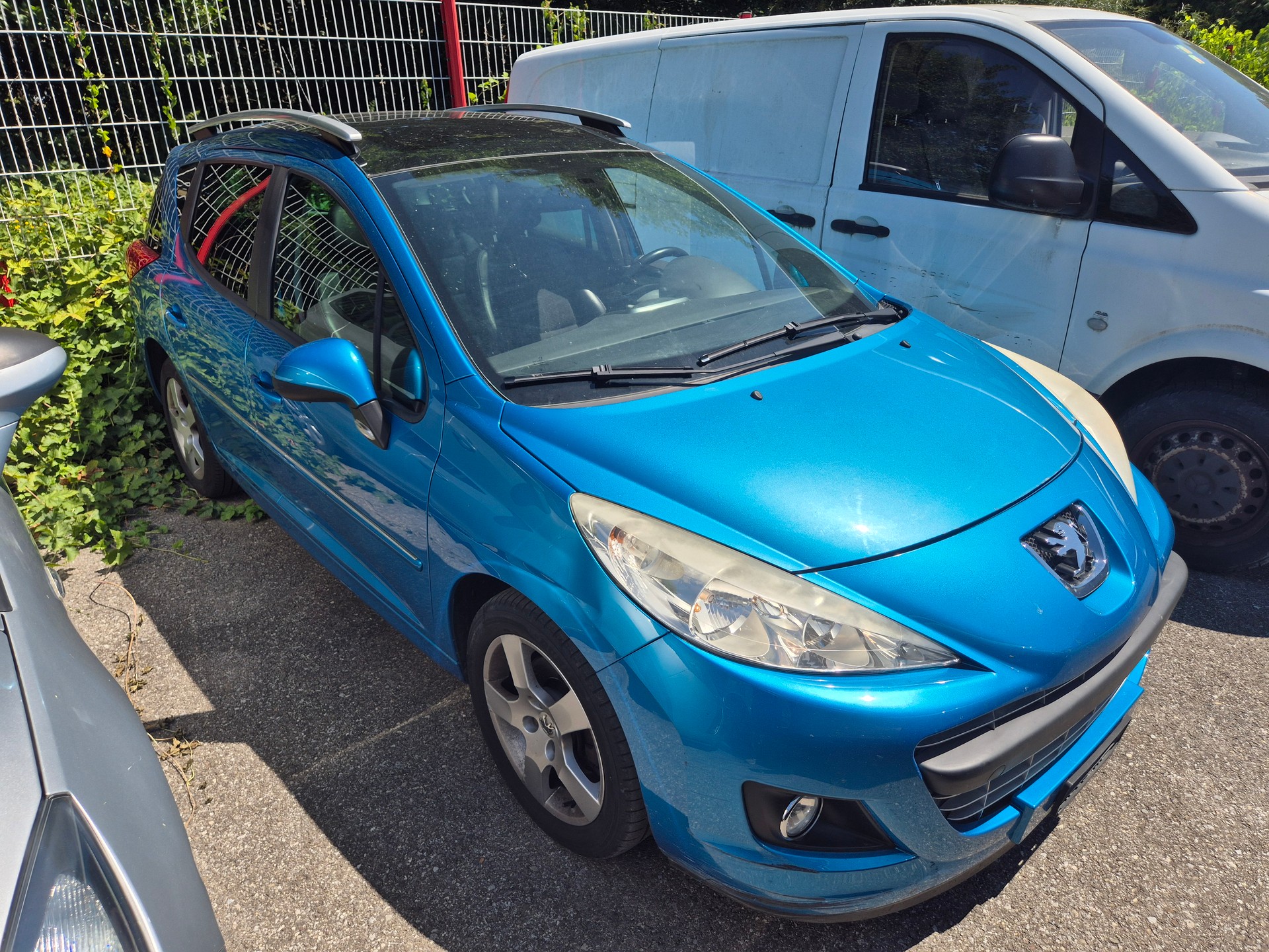PEUGEOT 207 SW 1.6 16V Allure Automatic-image-4