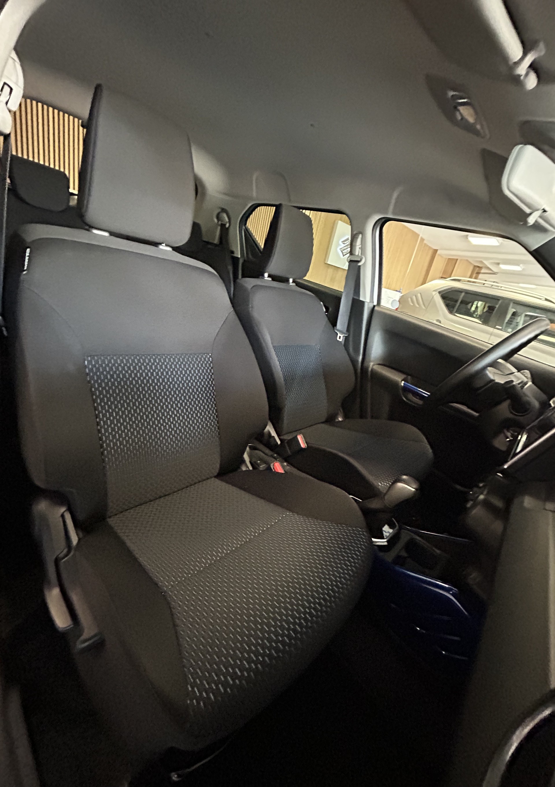 SUZUKI Ignis 1.2 Generation Hybrid-image-12
