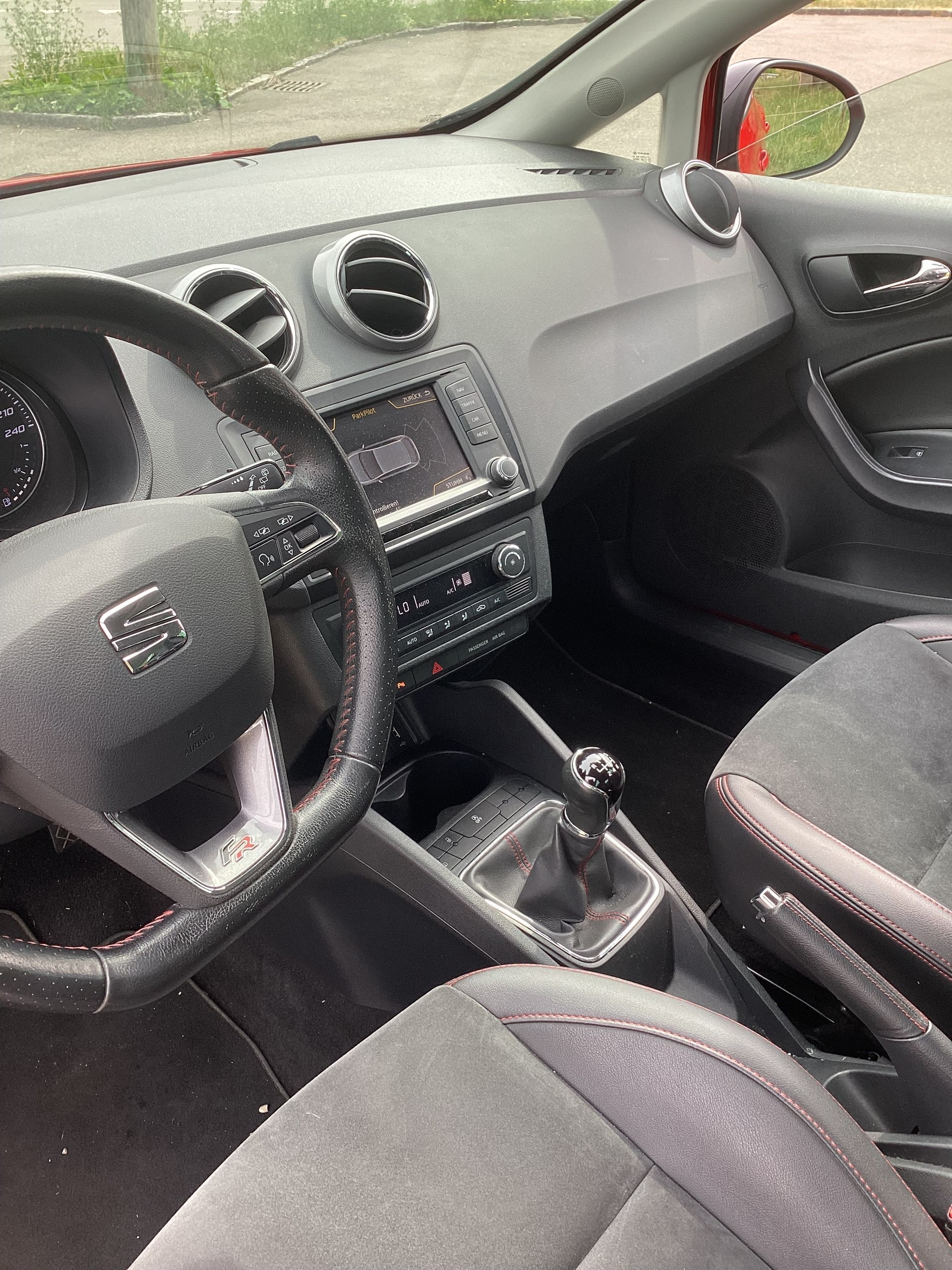SEAT 1.0 TSI 110 FR Line DSG-image-3