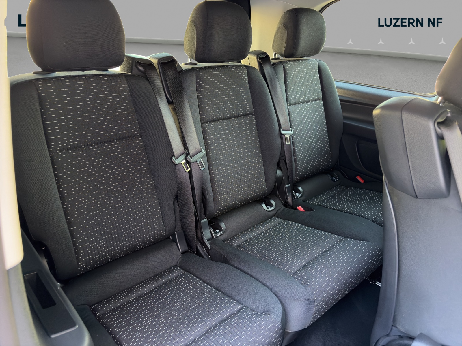 MERCEDES-BENZ Vito 119 CDI Kompakt Tourer 9G-Tronic 4M Select-image-12