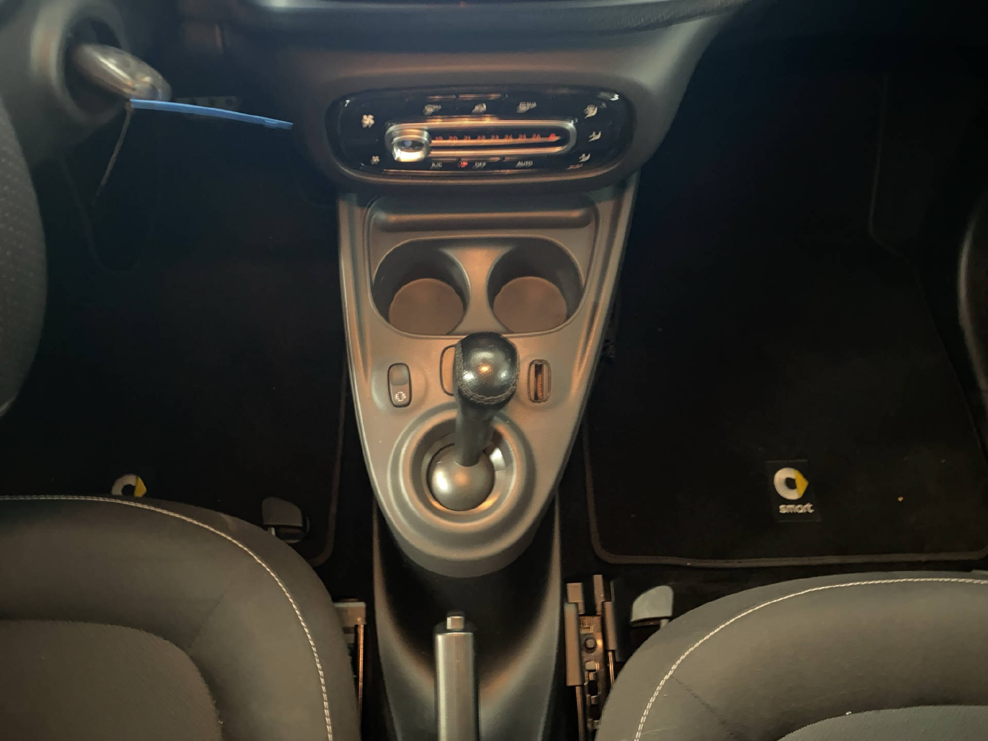 SMART Forfour 0.9 Passion twinamic-image-9