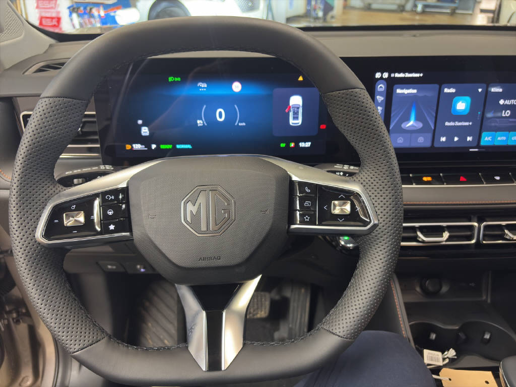 MG MG HS-image-5