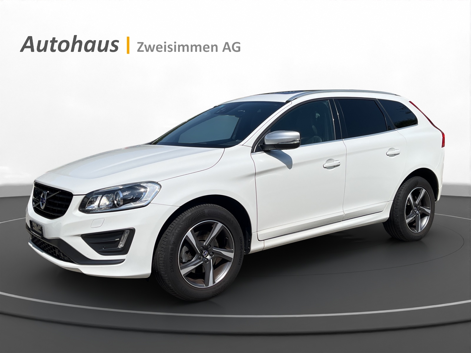 VOLVO XC60 D5 AWD Momentum R-Design Geartronic-image-0