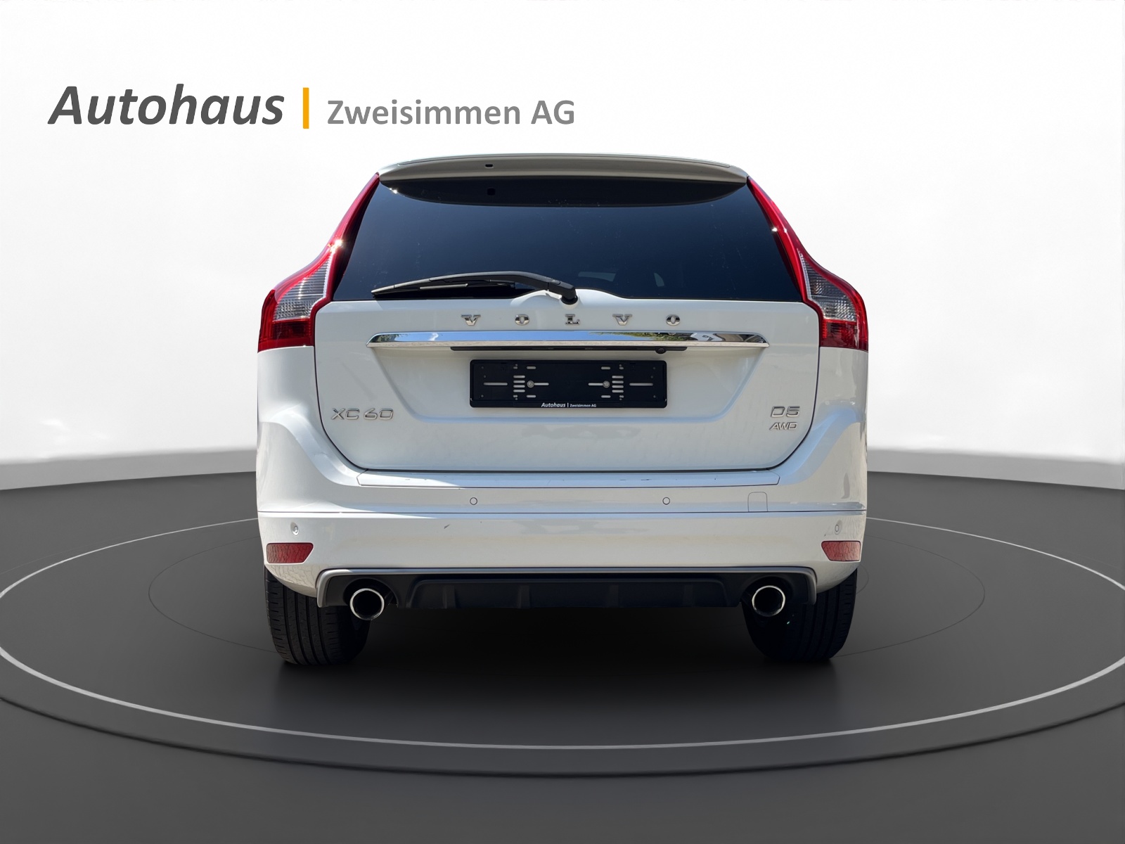 VOLVO XC60 D5 AWD Momentum R-Design Geartronic-image-7
