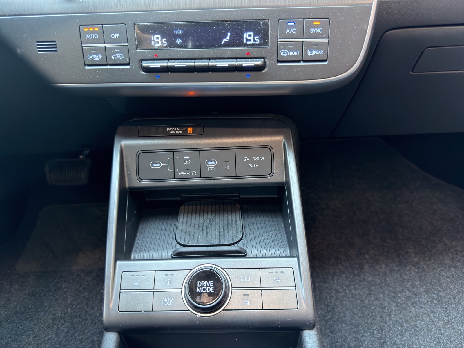 HYUNDAI Kona 1.6 GDi Hybrid Amplia * CH- Fahrzeug *-image-11