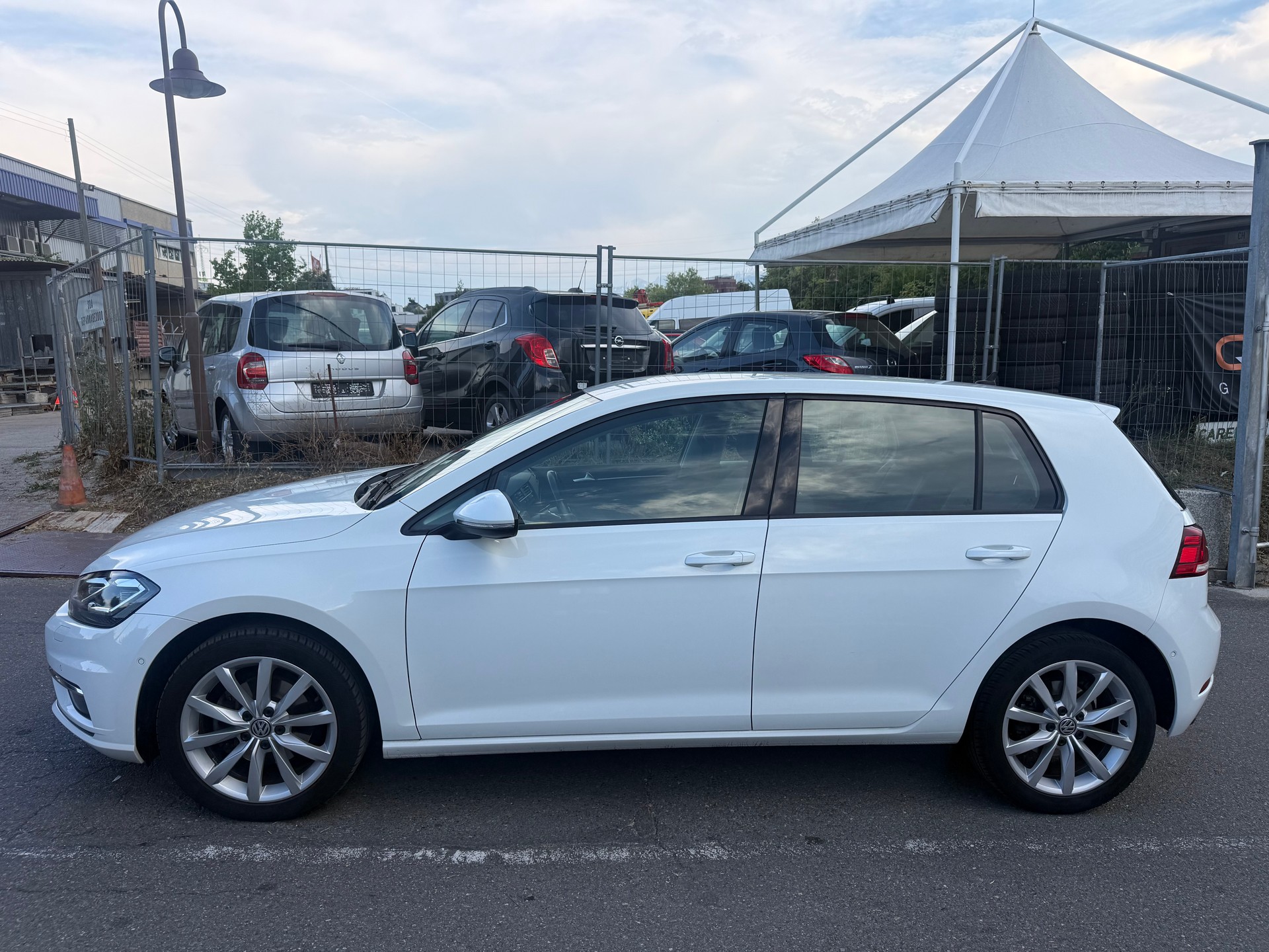 VW Golf 1.5 TSI EVO Highline-image-3