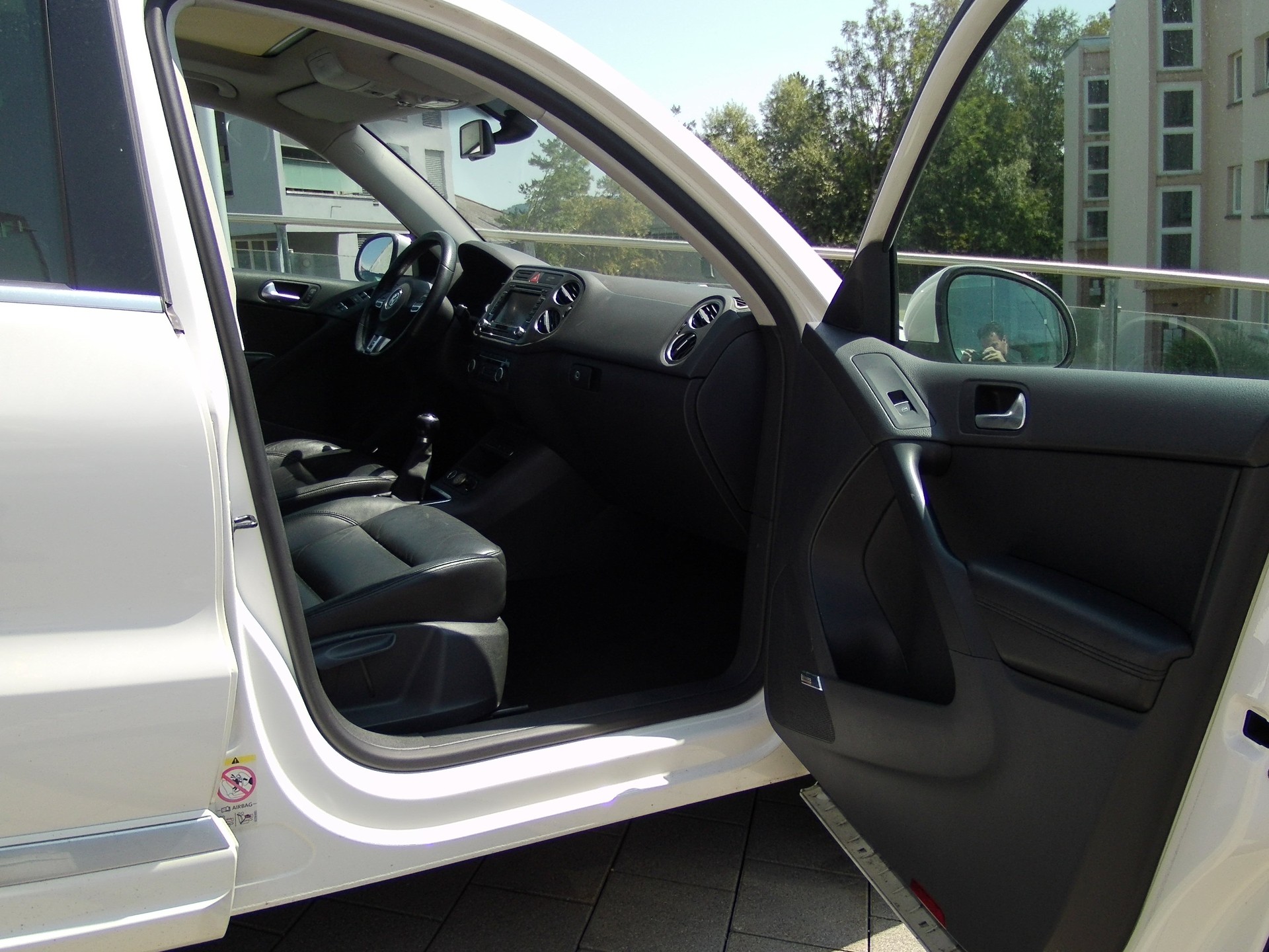 VW Tiguan 2.0 TDI R-Line Sport-image-11