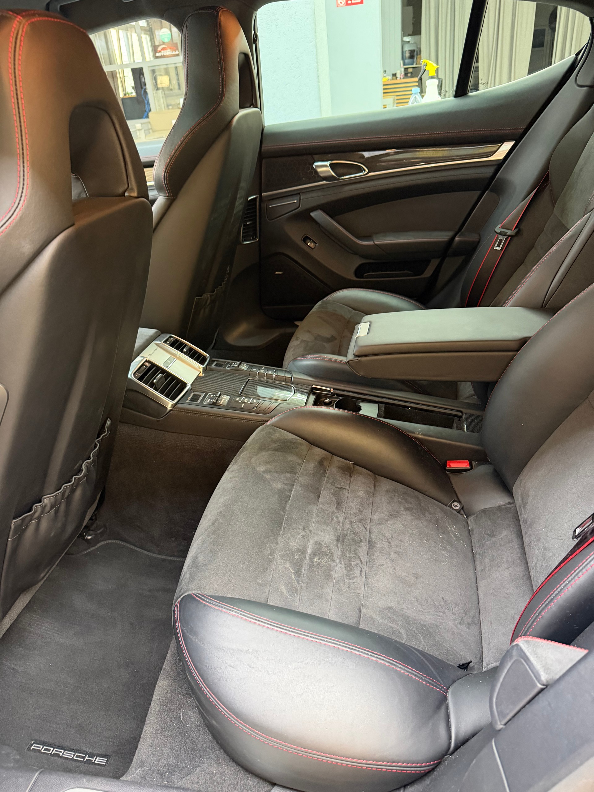 PORSCHE Panamera GTS 4.8 PDK-image-11