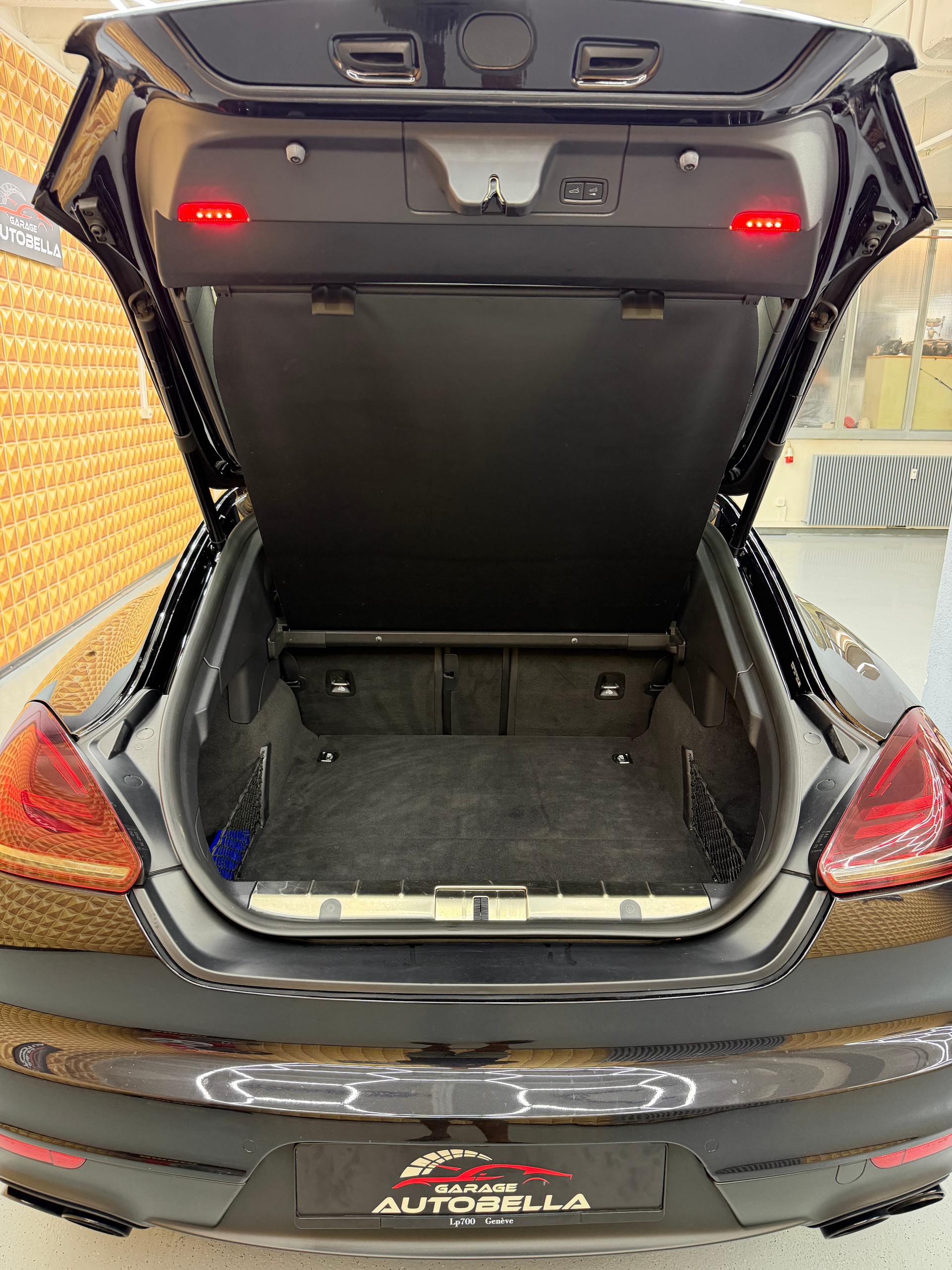 PORSCHE Panamera GTS 4.8 PDK-image-15