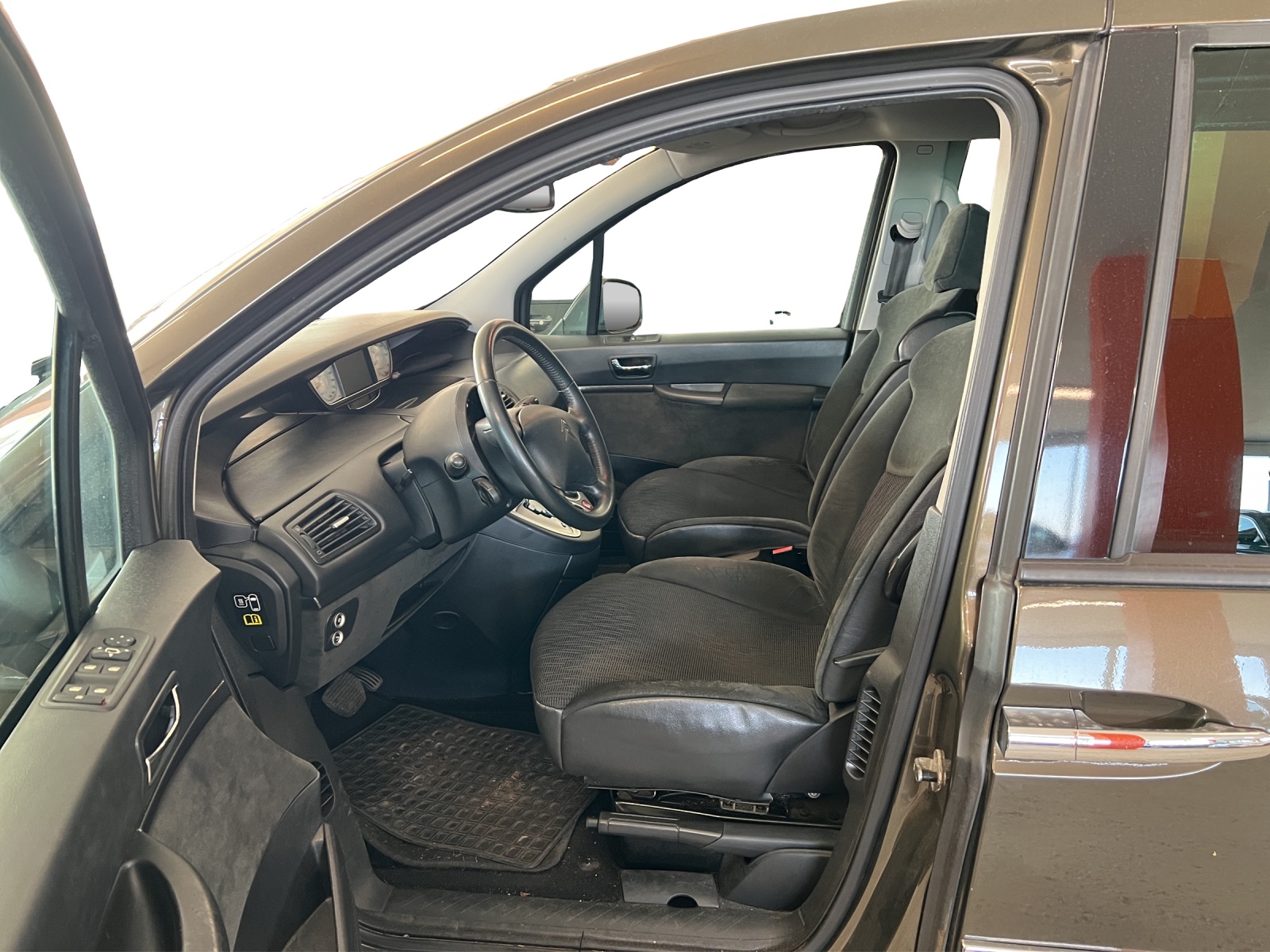 CITROEN C8 2.0 16V HDi Exclusive Automatic-image-8
