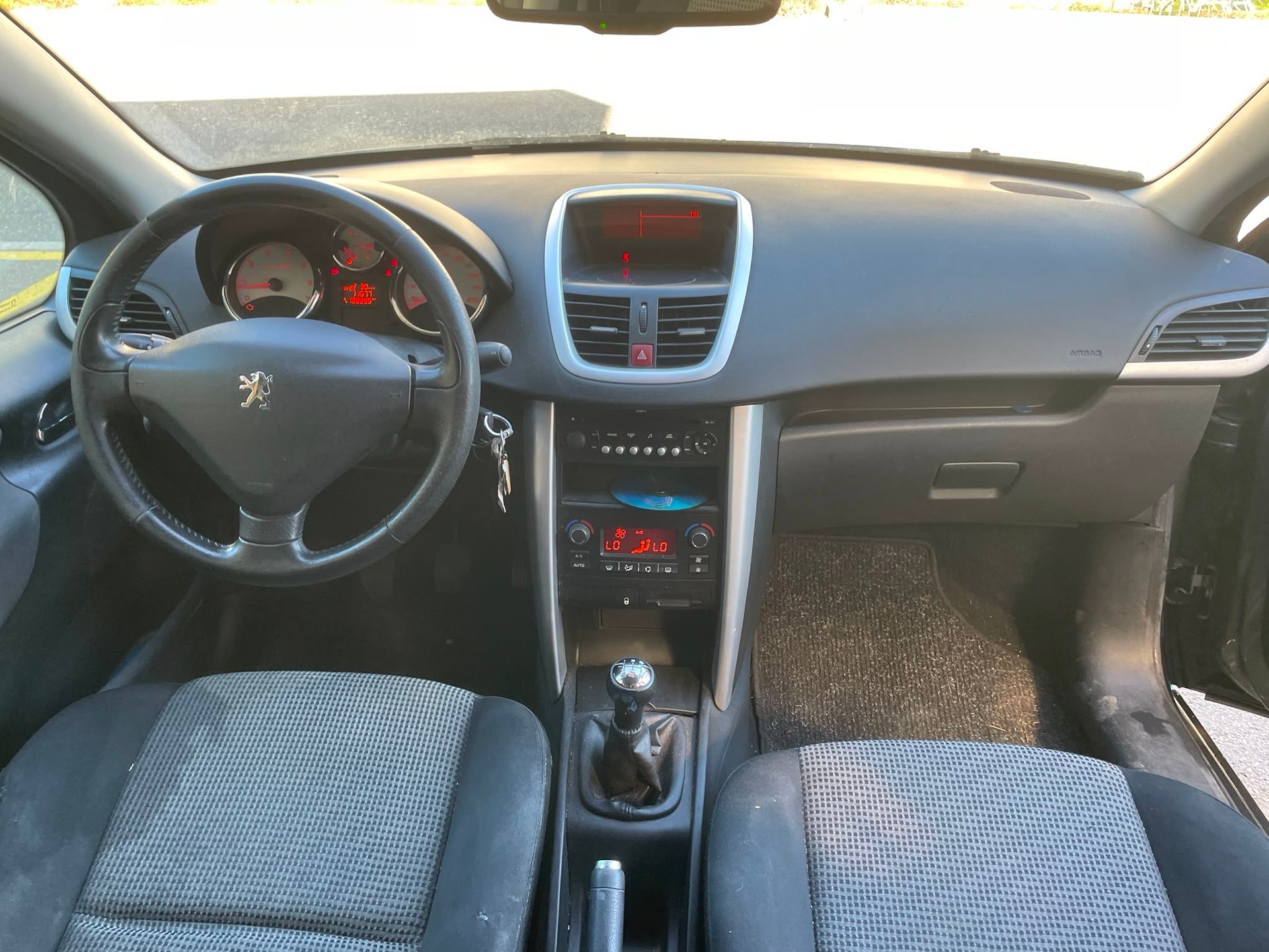 PEUGEOT 207 SW 1.6 16V Sport-image-2