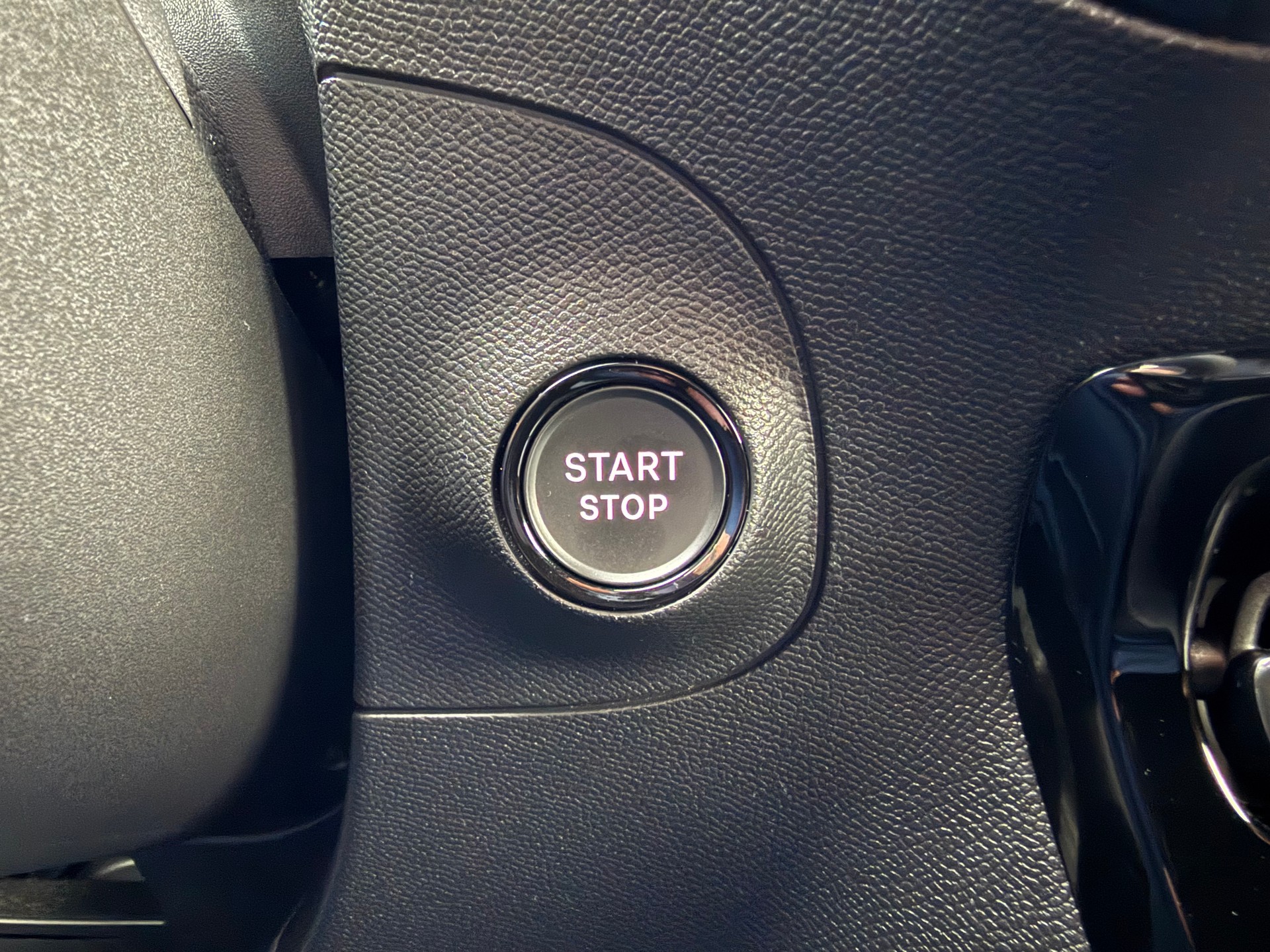 OPEL Mokka 1.2 Direct Injection Turbo MHEV GS-image-19