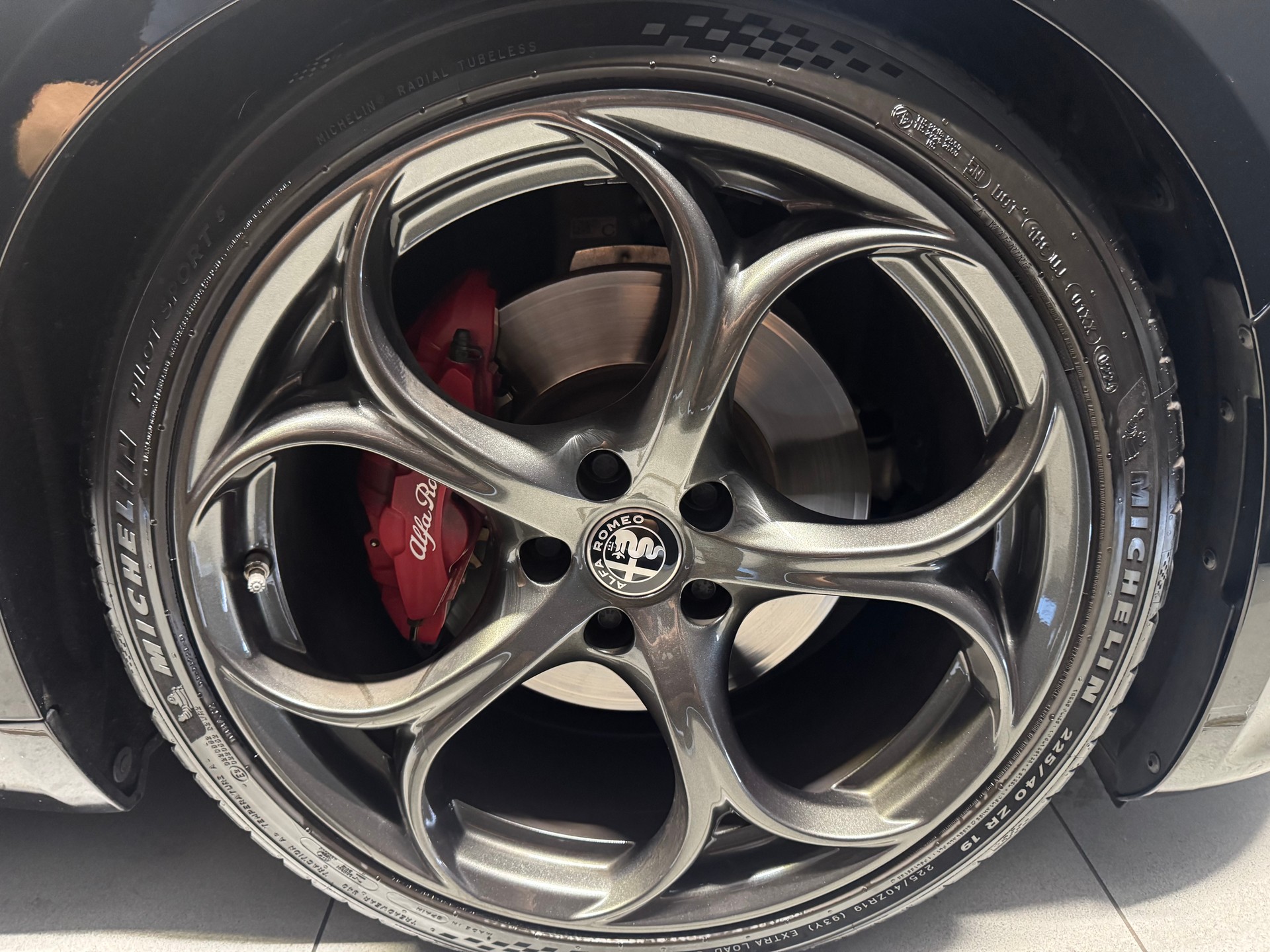 ALFA ROMEO Giulia 2.0 Veloce Q4 Automatic (30)-image-8
