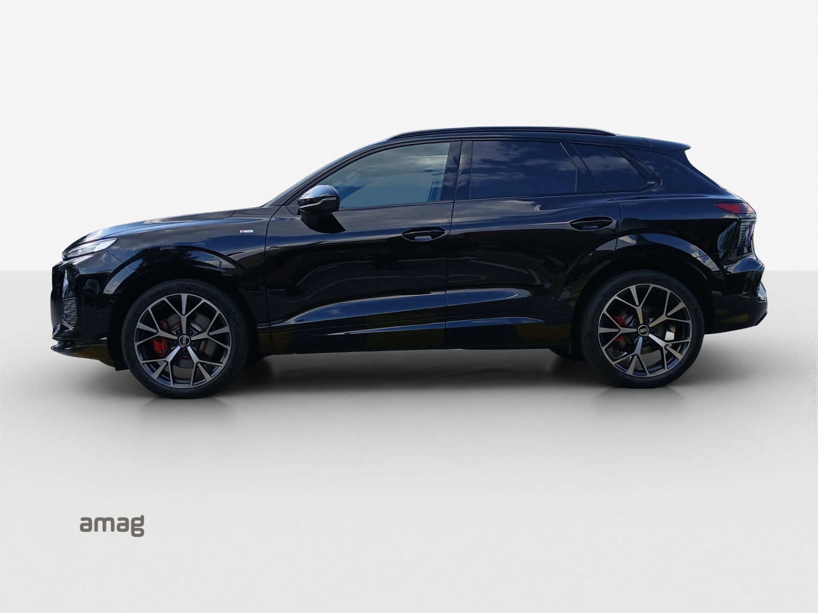 AUDI Q3 SUV TFSI quattro 150 kW S tronic-image-1