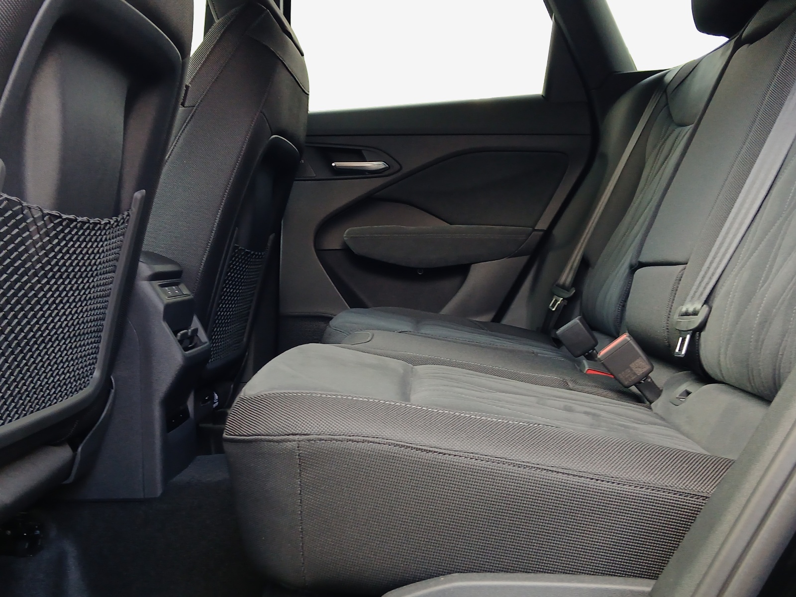 AUDI Q3 SUV TFSI quattro 150 kW S tronic-image-11