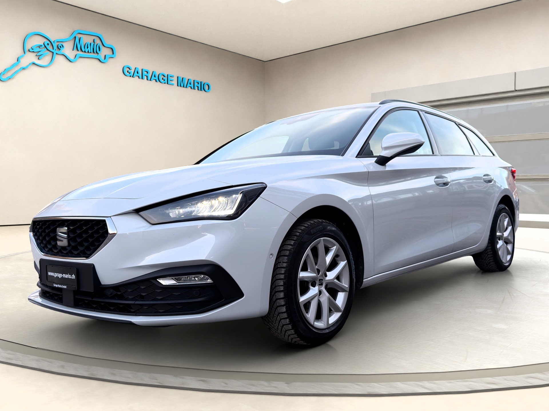 SEAT Leon ST 2.0 TDI EVO DSG Style ✅CH-Fahrzeug & 8-fach bereift auf ALU und Frisch ab Service✅-image-2