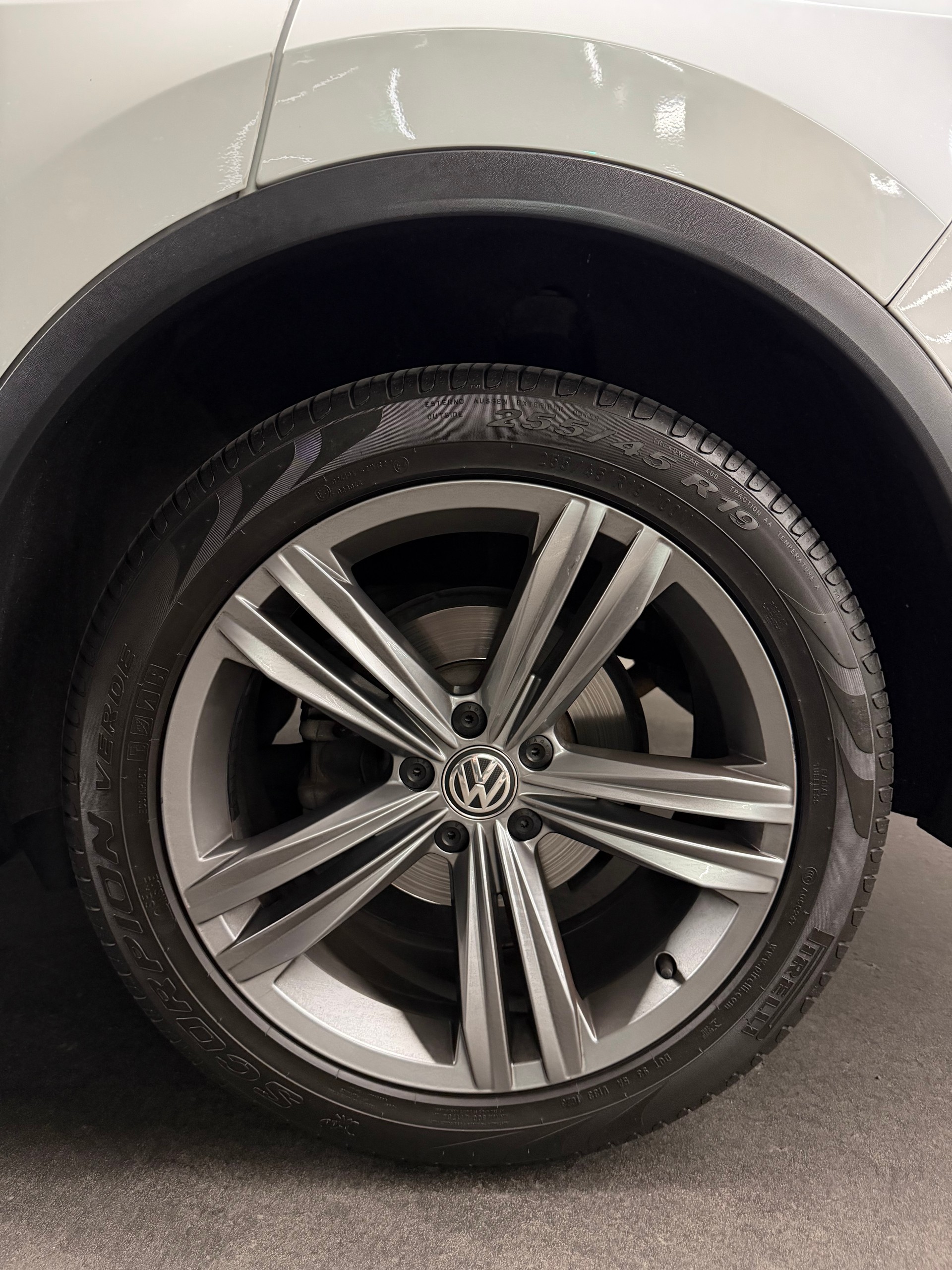 VW 2.0 TSI Highline DSG-image-2