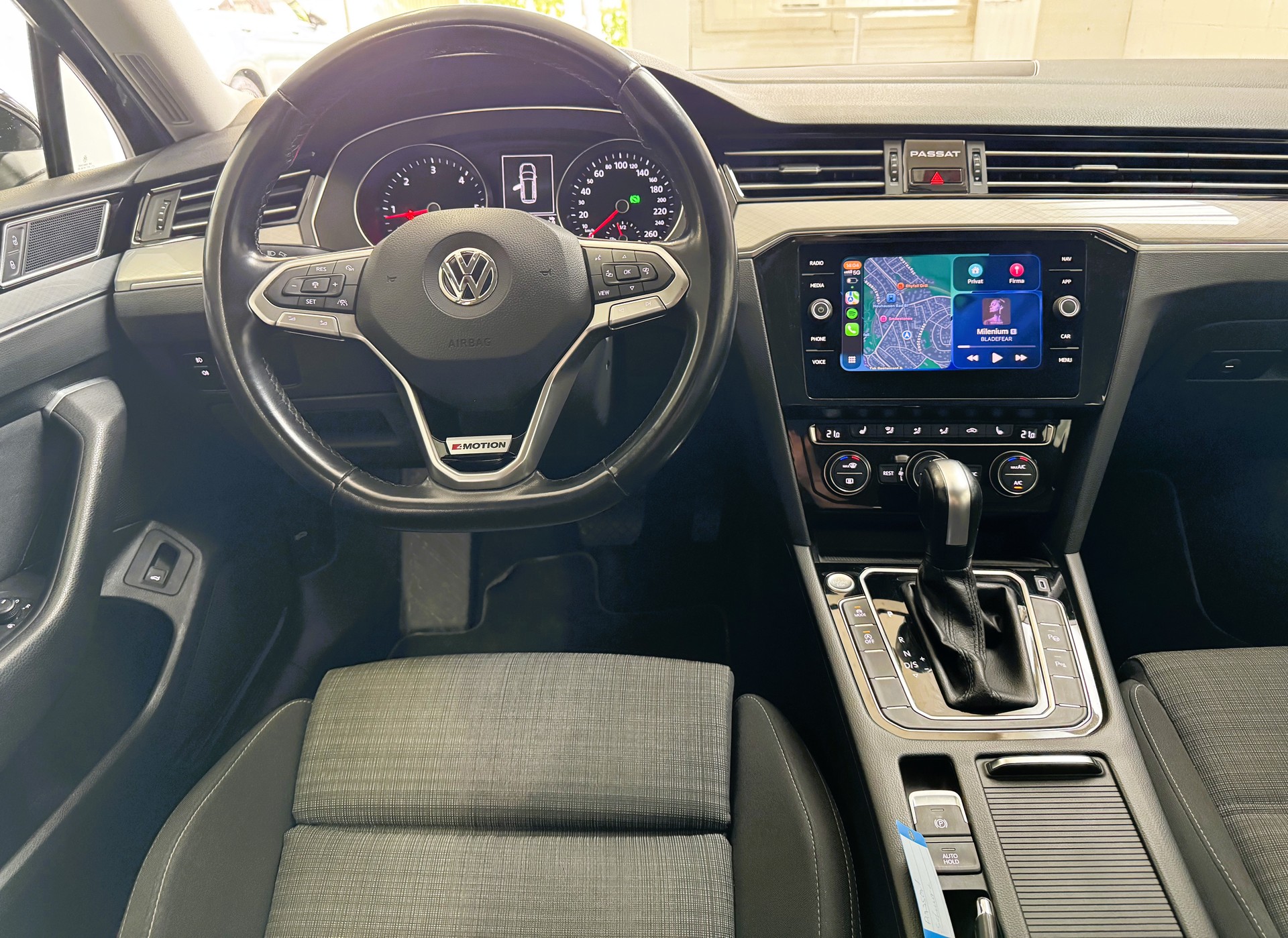 VW Passat 2.0 TDI BMT Business 4Motion DSG-image-8