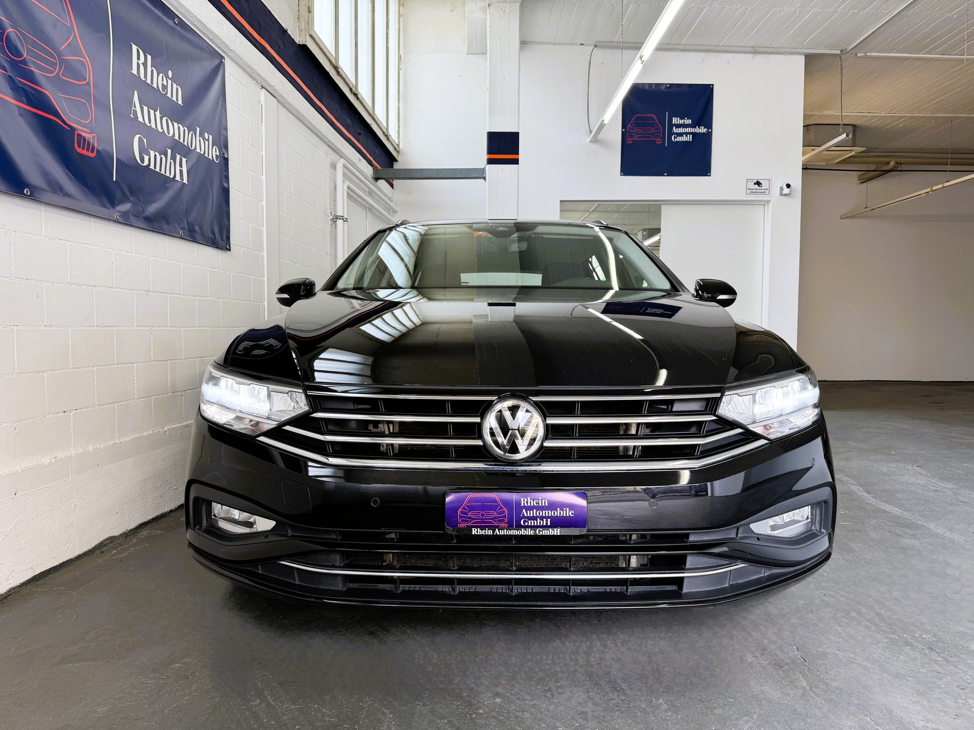 VW Passat 2.0 TDI BMT Business 4Motion DSG-image-1