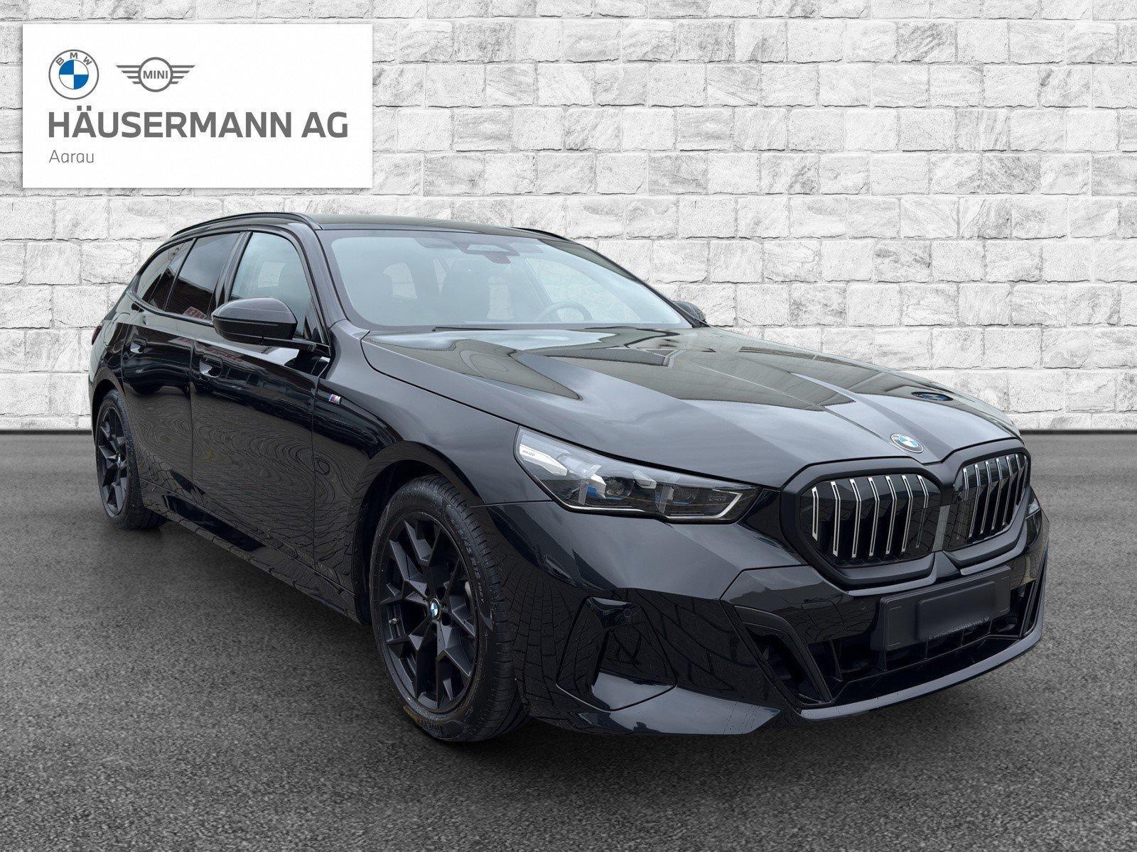 BMW 520d xDrive Touring M Sport-showroom-element-2